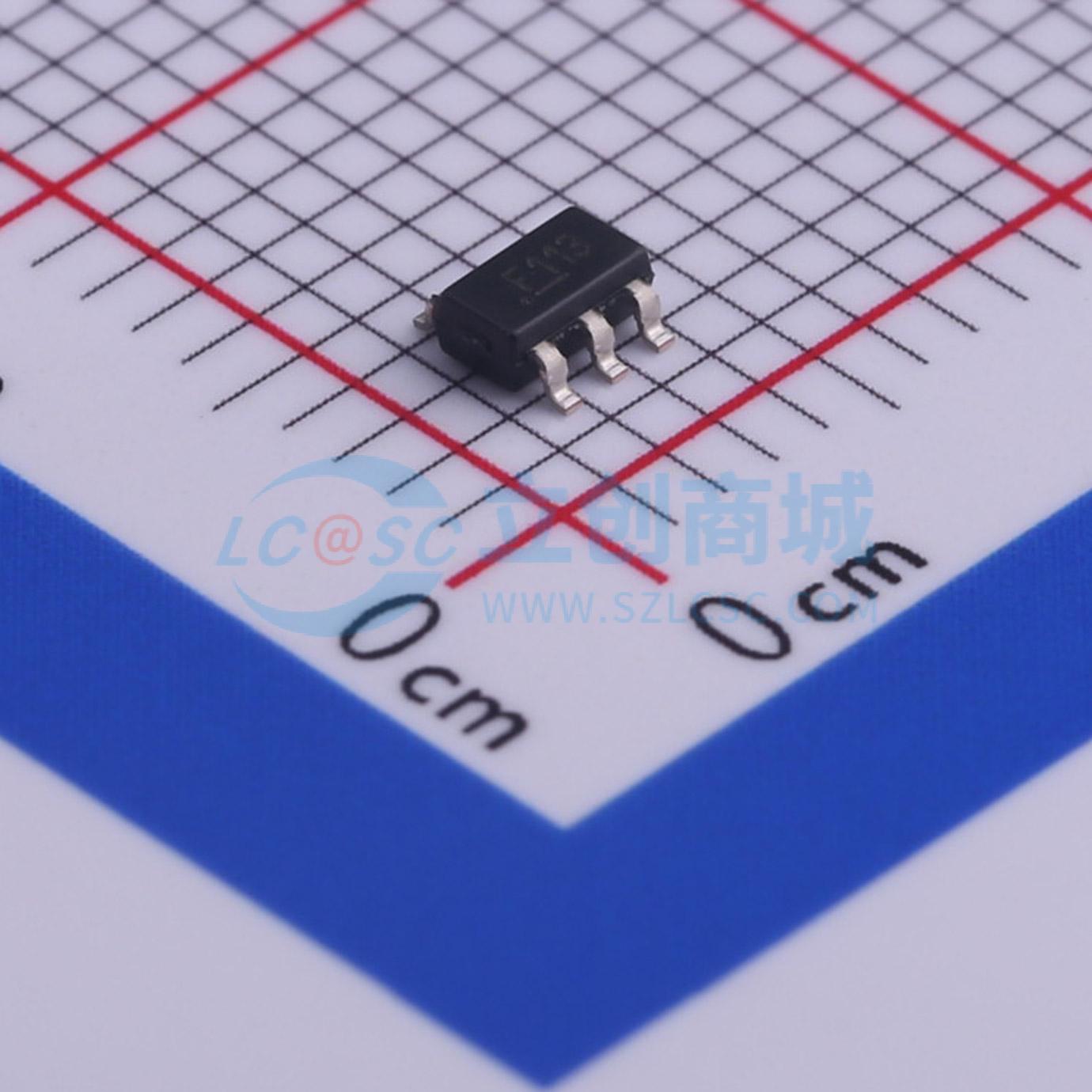 MICRF113YM6-TR实物图
