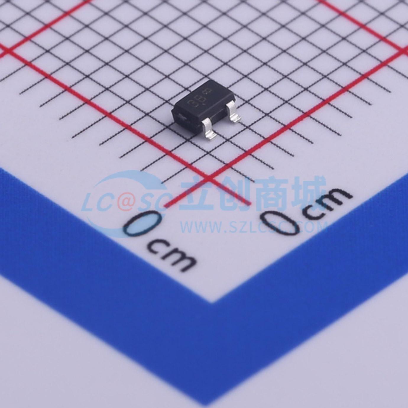 点击查看大图 BC856BWT1G实物图