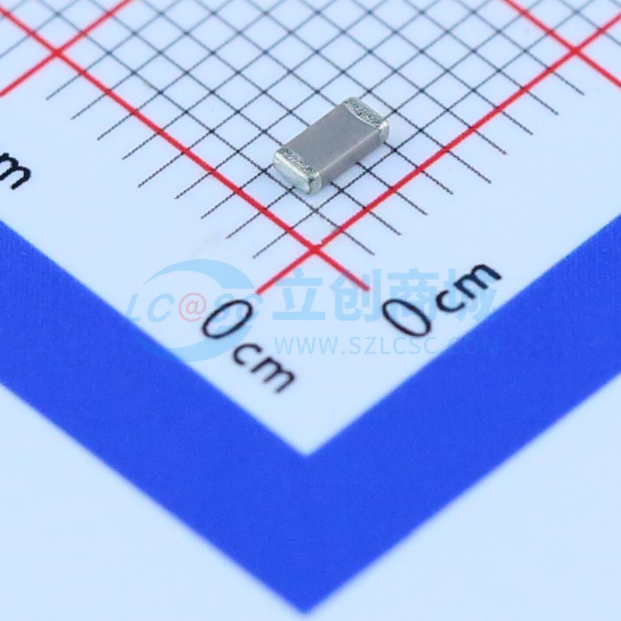 1206CG221J500NT实物图