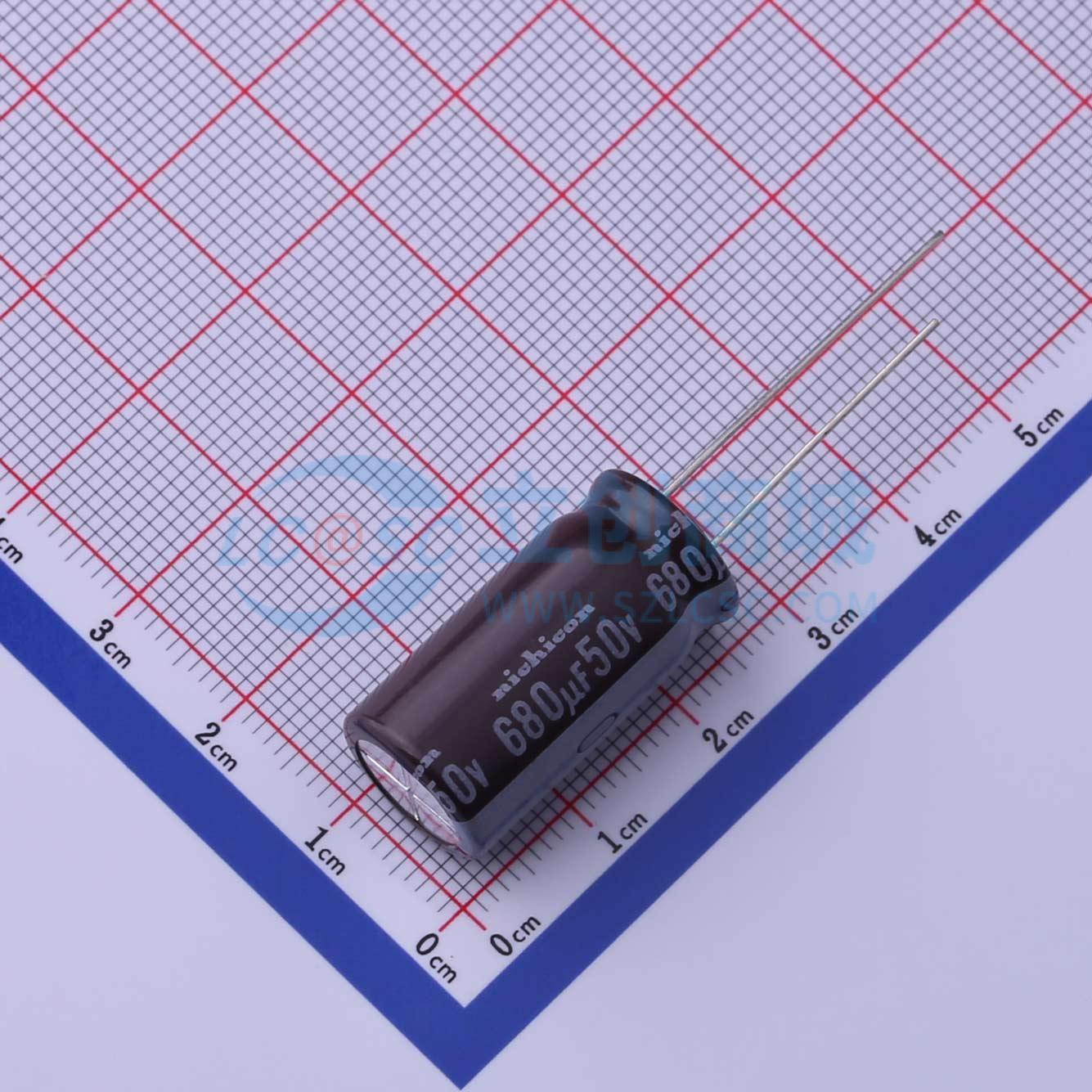 UPW1H681MHD实物图