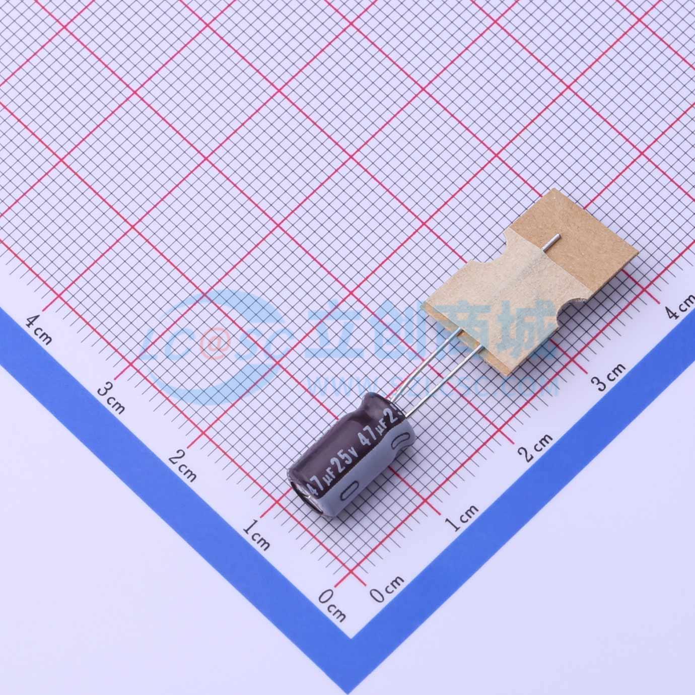 点击查看大图 UPM1E470MED1TD实物图