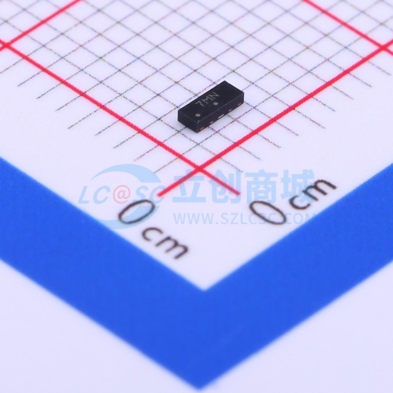 点击查看大图 ESD7104MUTAG实物图