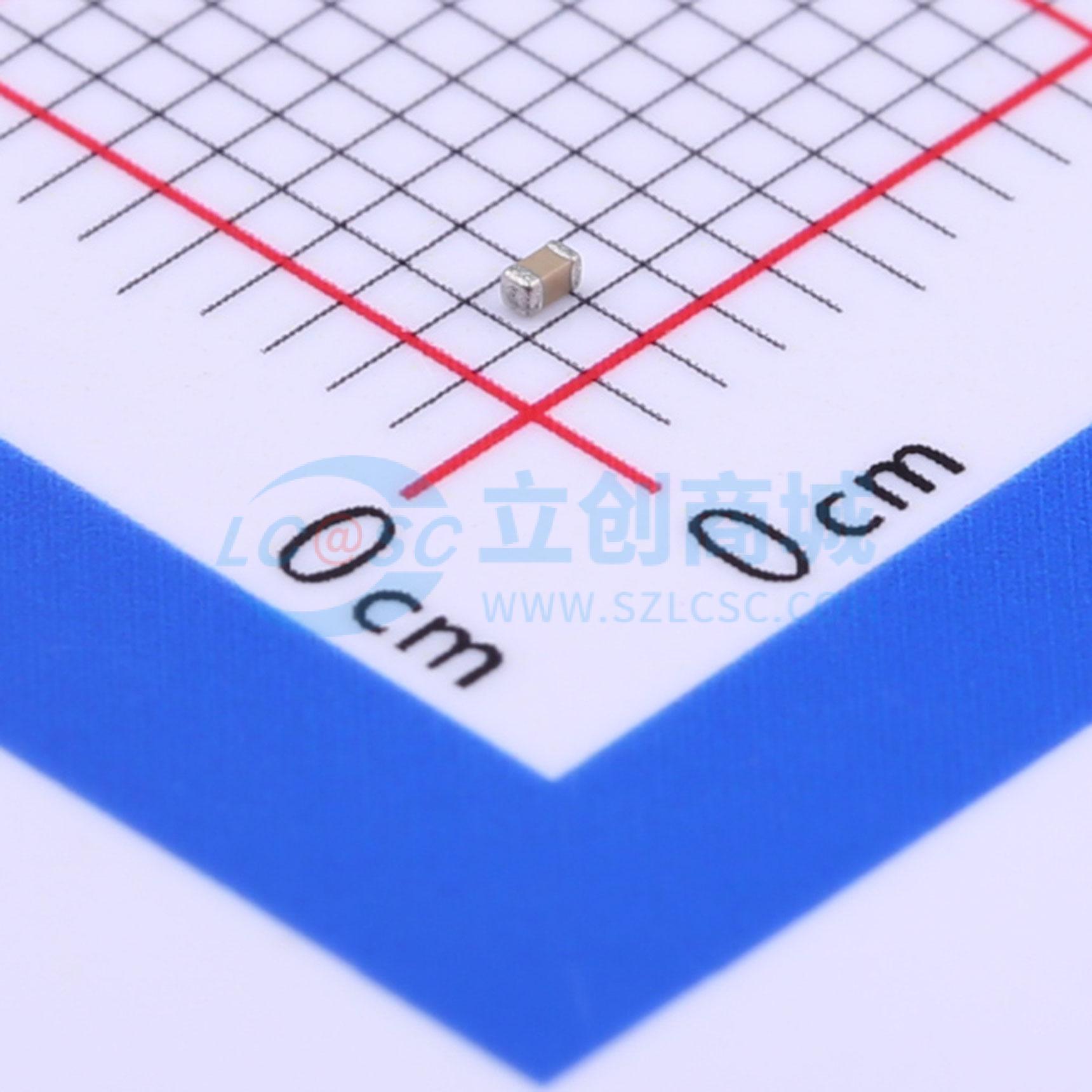 0402B562J250CT实物图