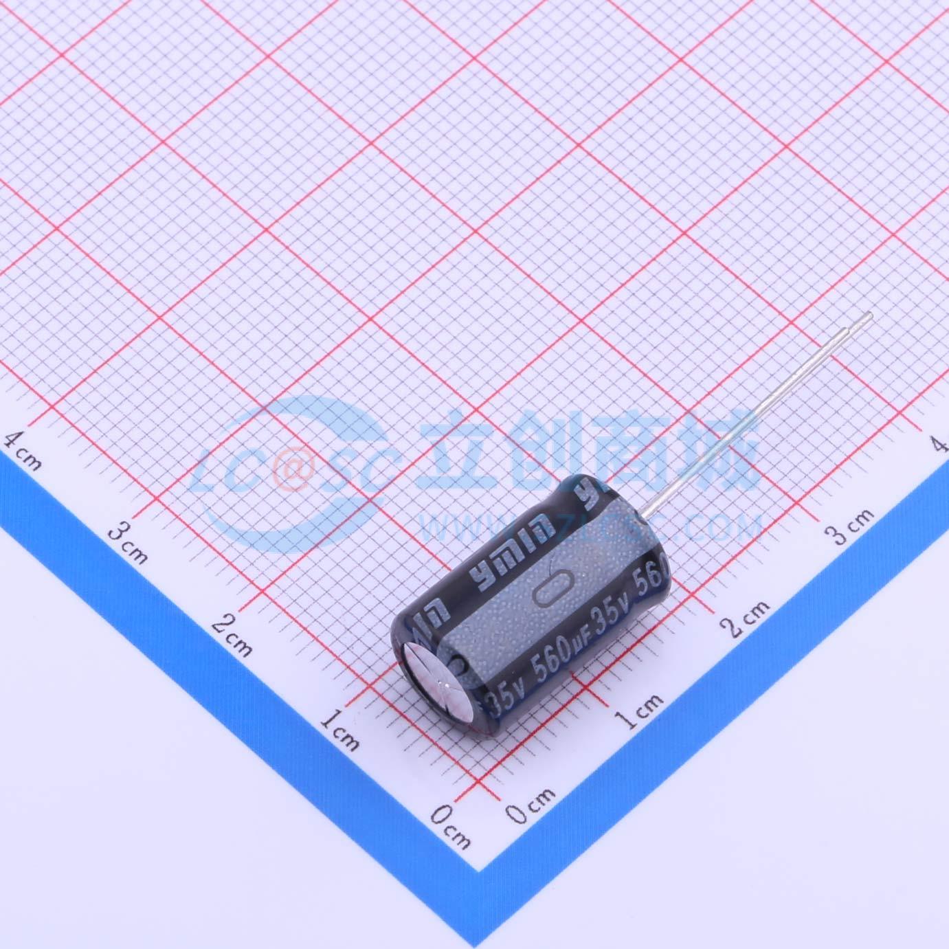 点击查看大图 LKFE1601V561MF实物图