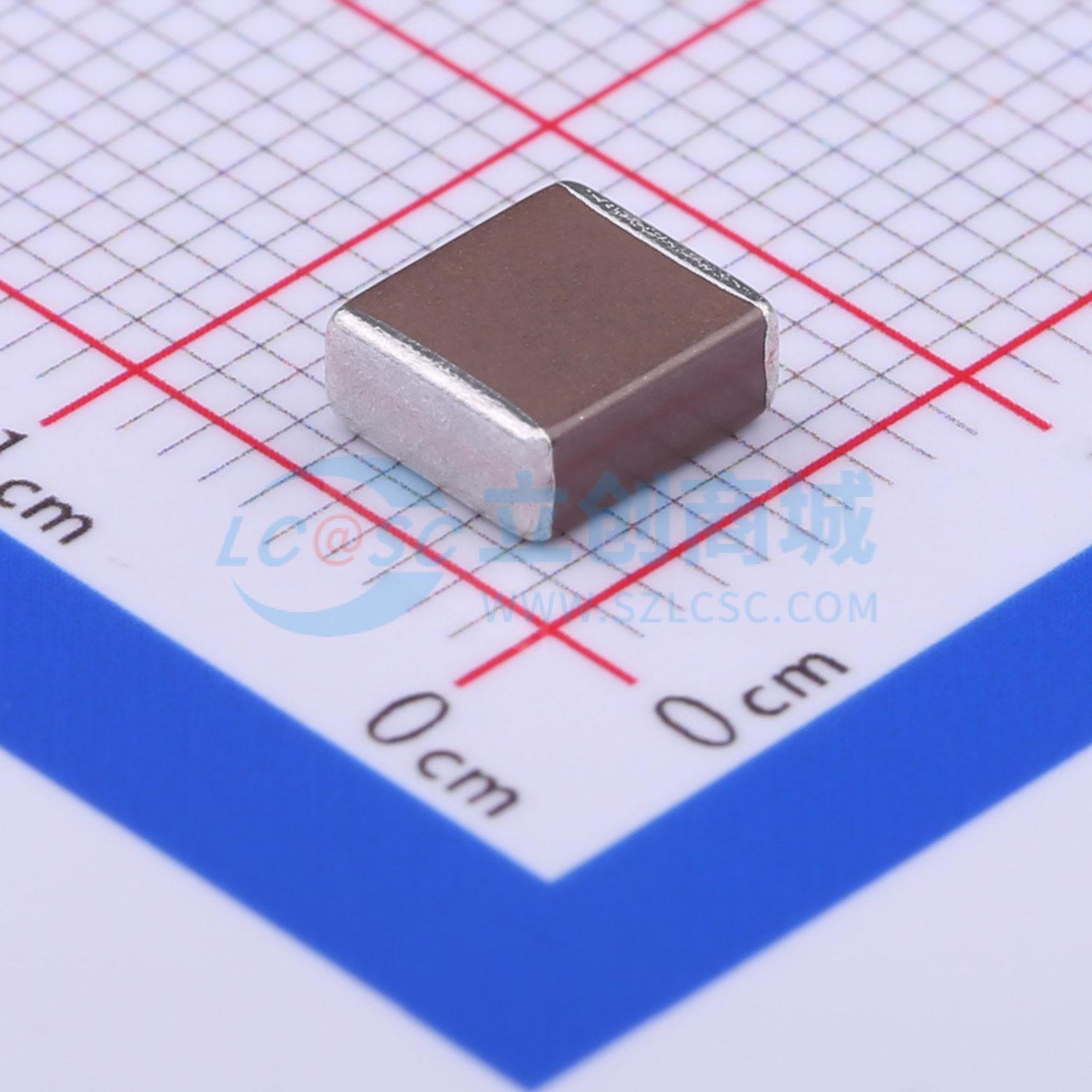 CGA9N3X7R1C476MT0Y0N实物图