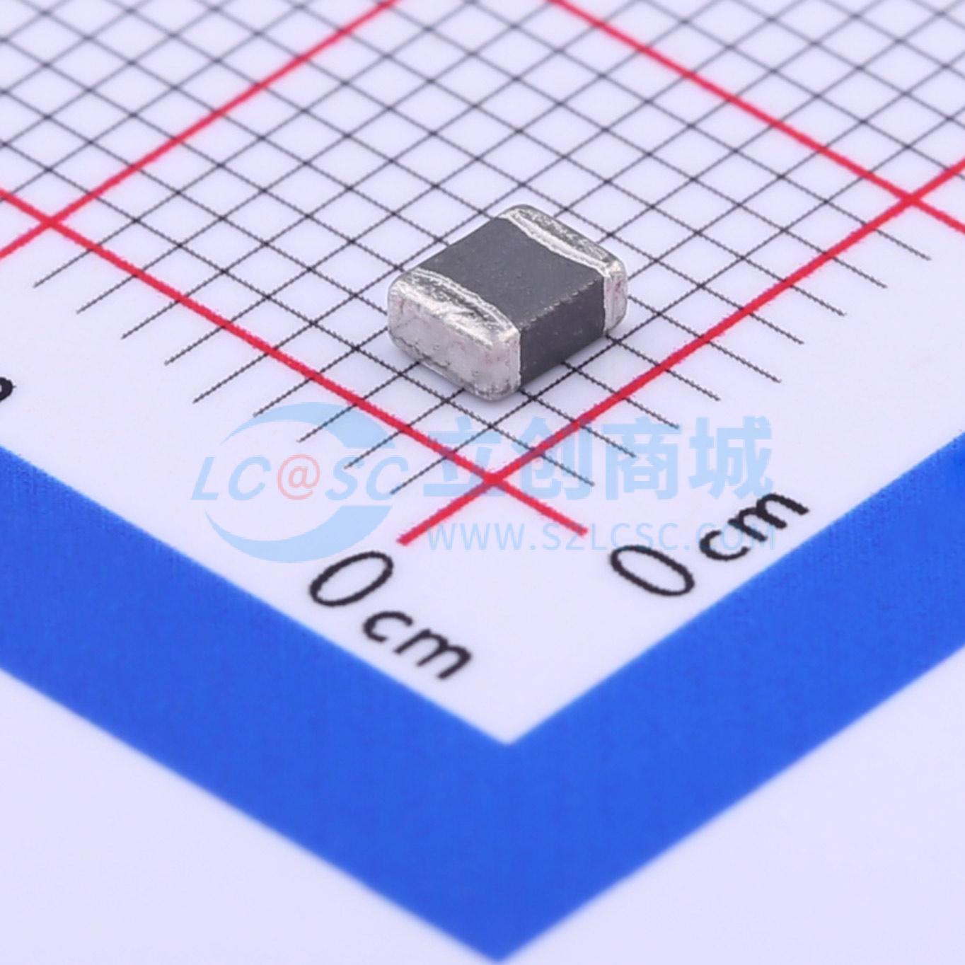 CMI322513J680MT实物图