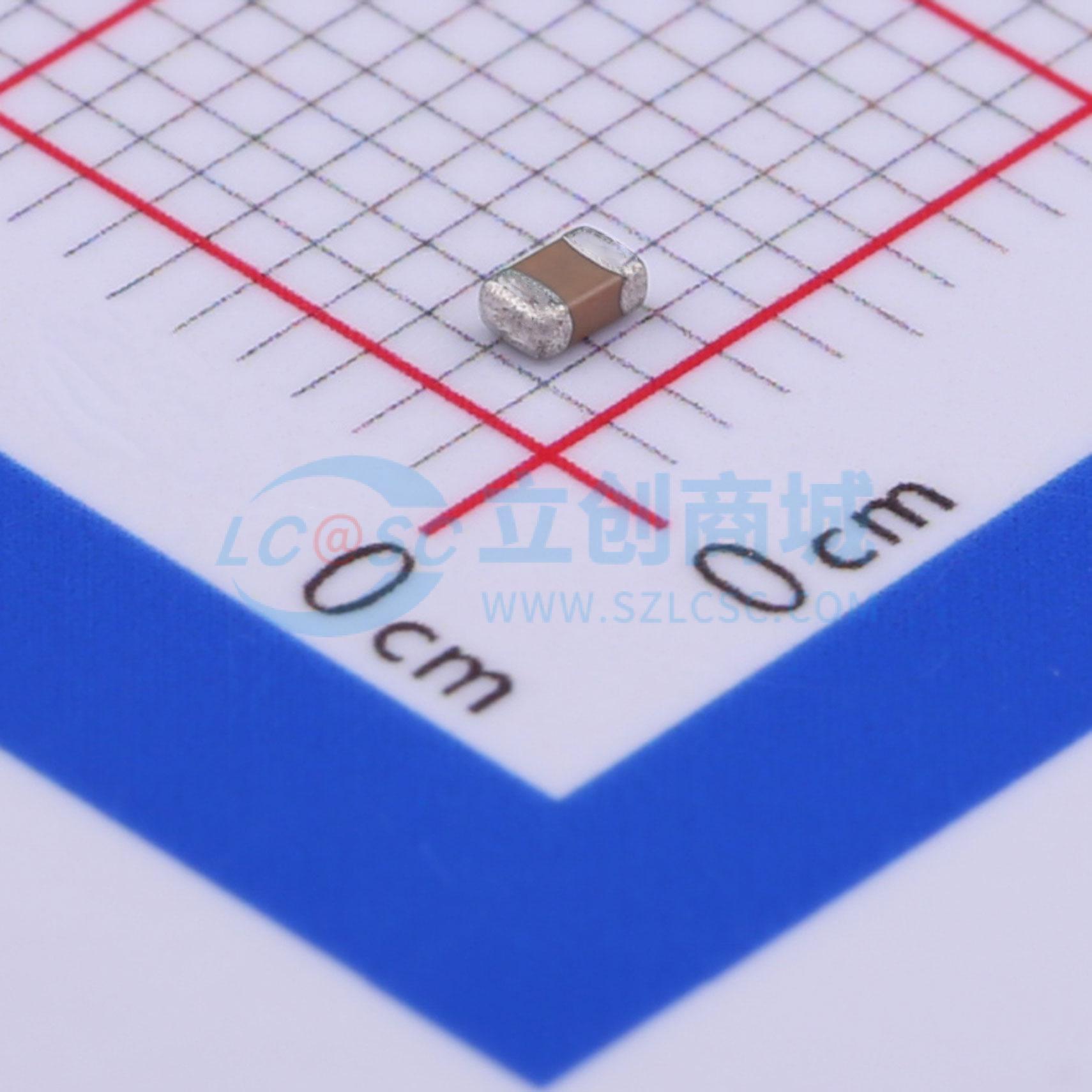 0805B821K251CT实物图