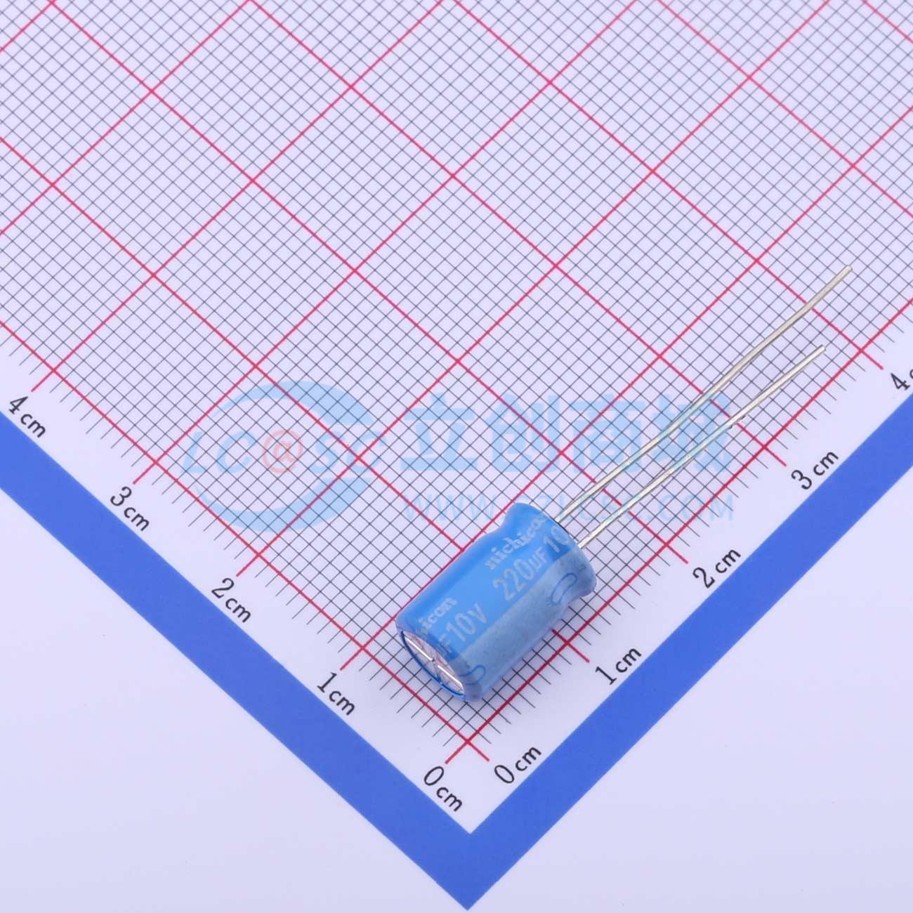 UBT1A221MPD8实物图