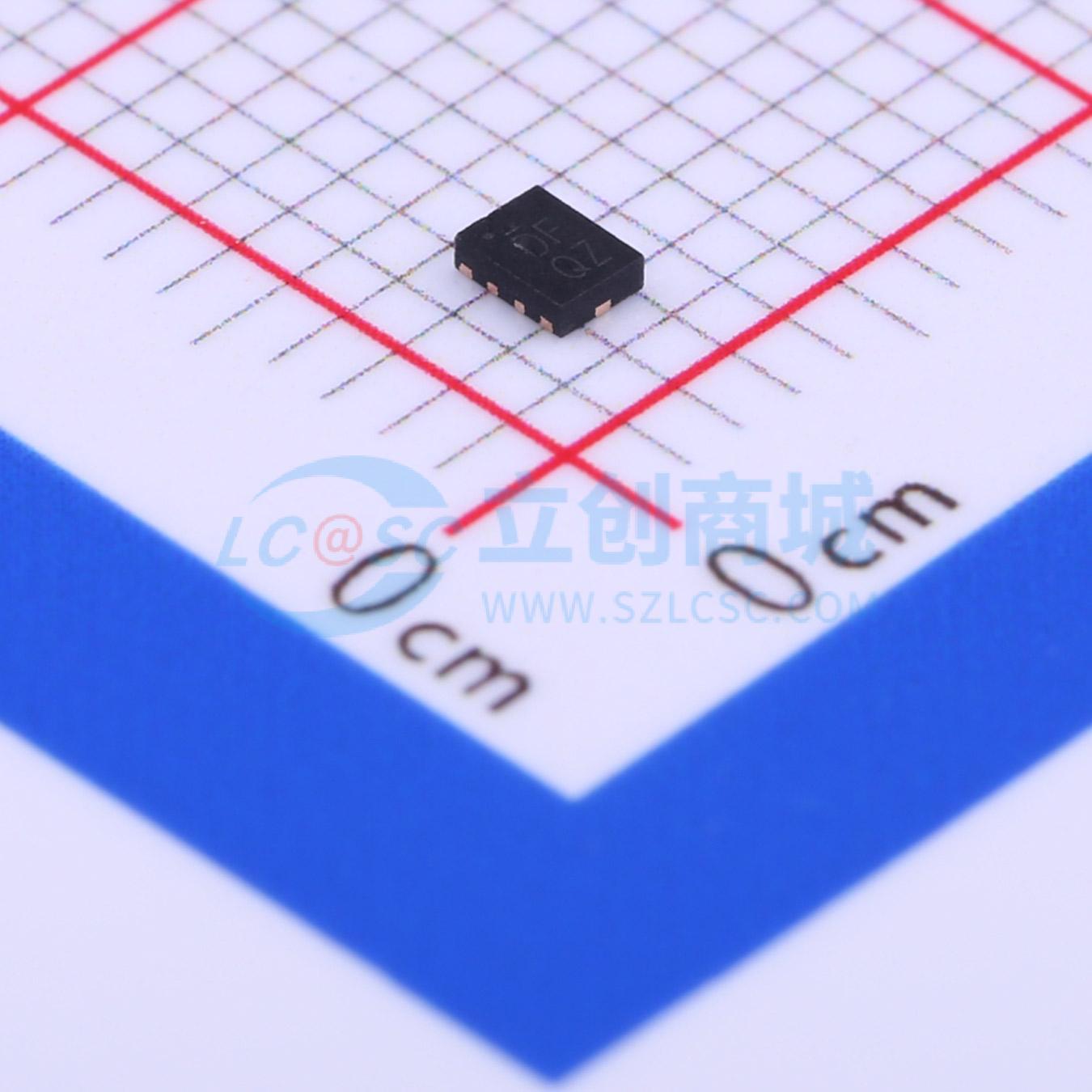 点击查看大图 PI3USB4000AZUAEX实物图