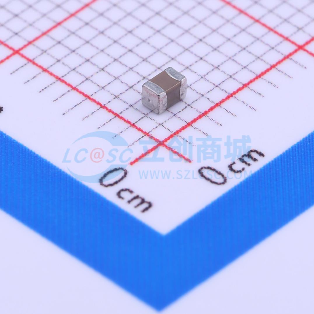 点击查看大图 CL21X226MQQNNNE实物图