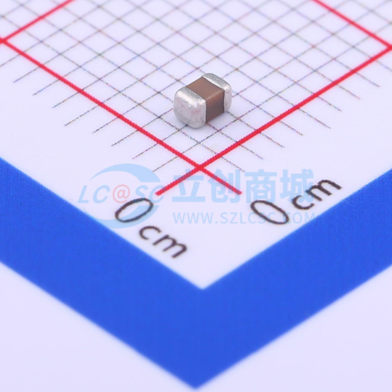 CL21F224ZBFNNNE实物图