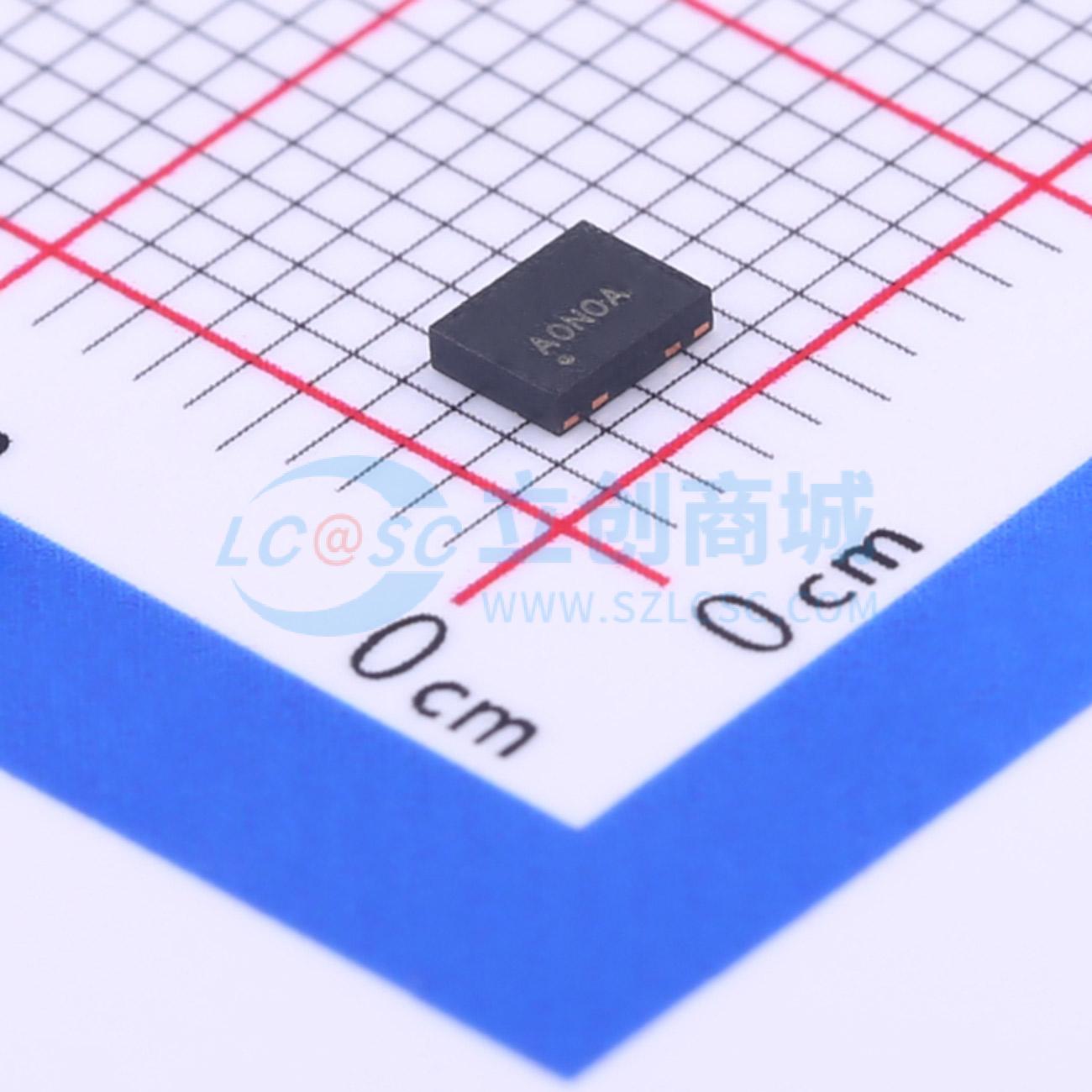 点击查看大图 SIT8008BI-21-33E-50.000000实物图