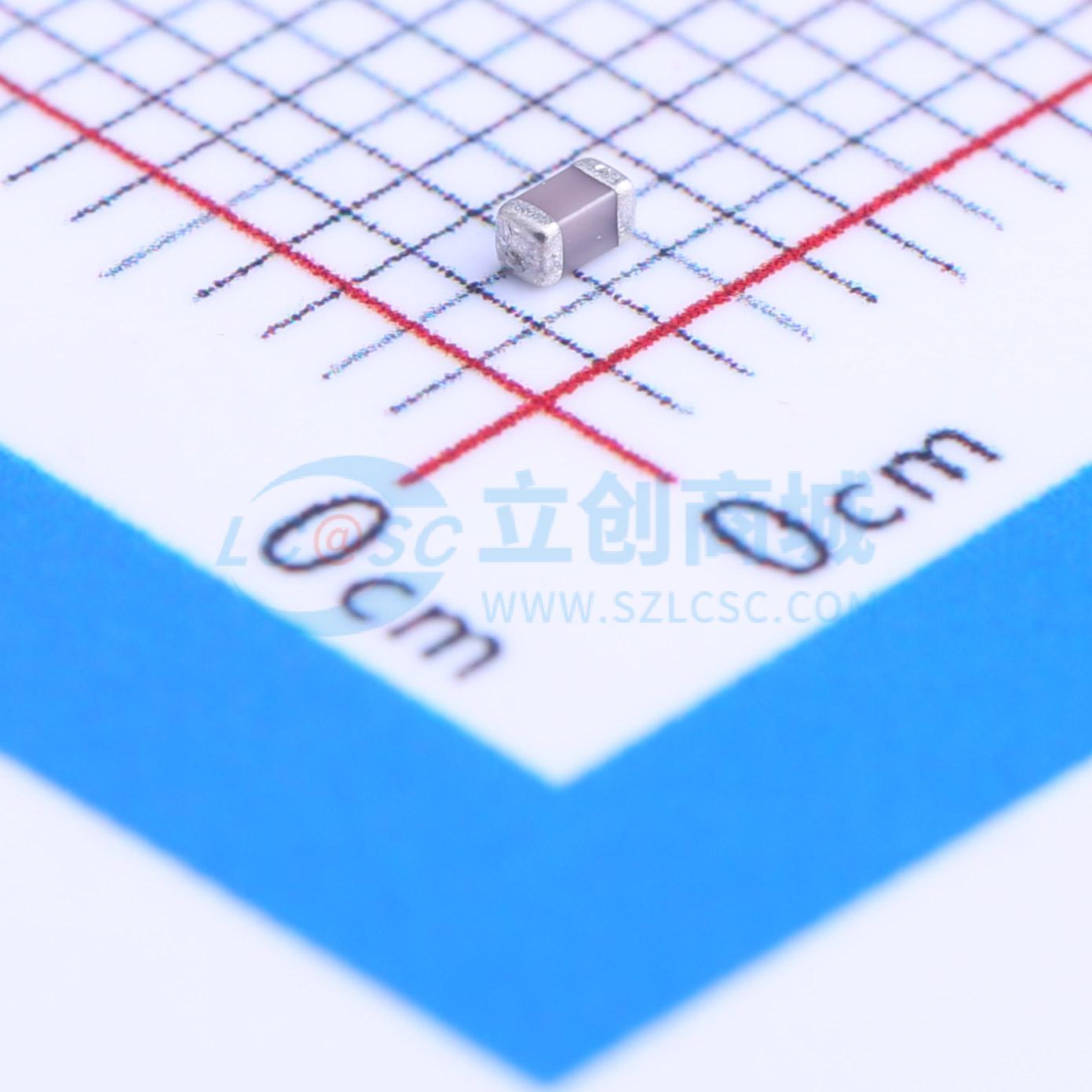 CL10C7R5DB8NNNC实物图