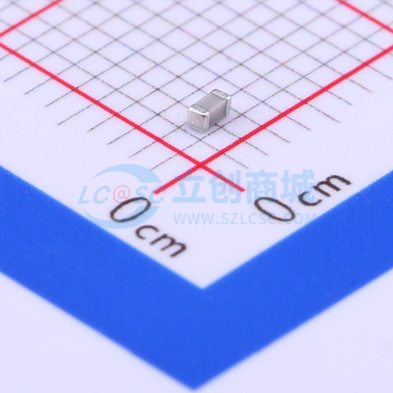 GRM1882C1H7R0DA01D实物图