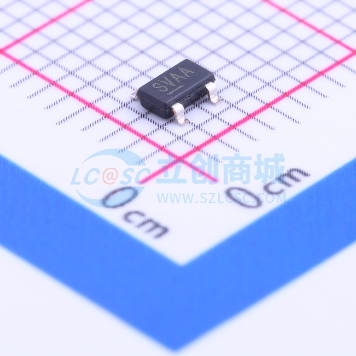 MIC2295YD5-TR实物图