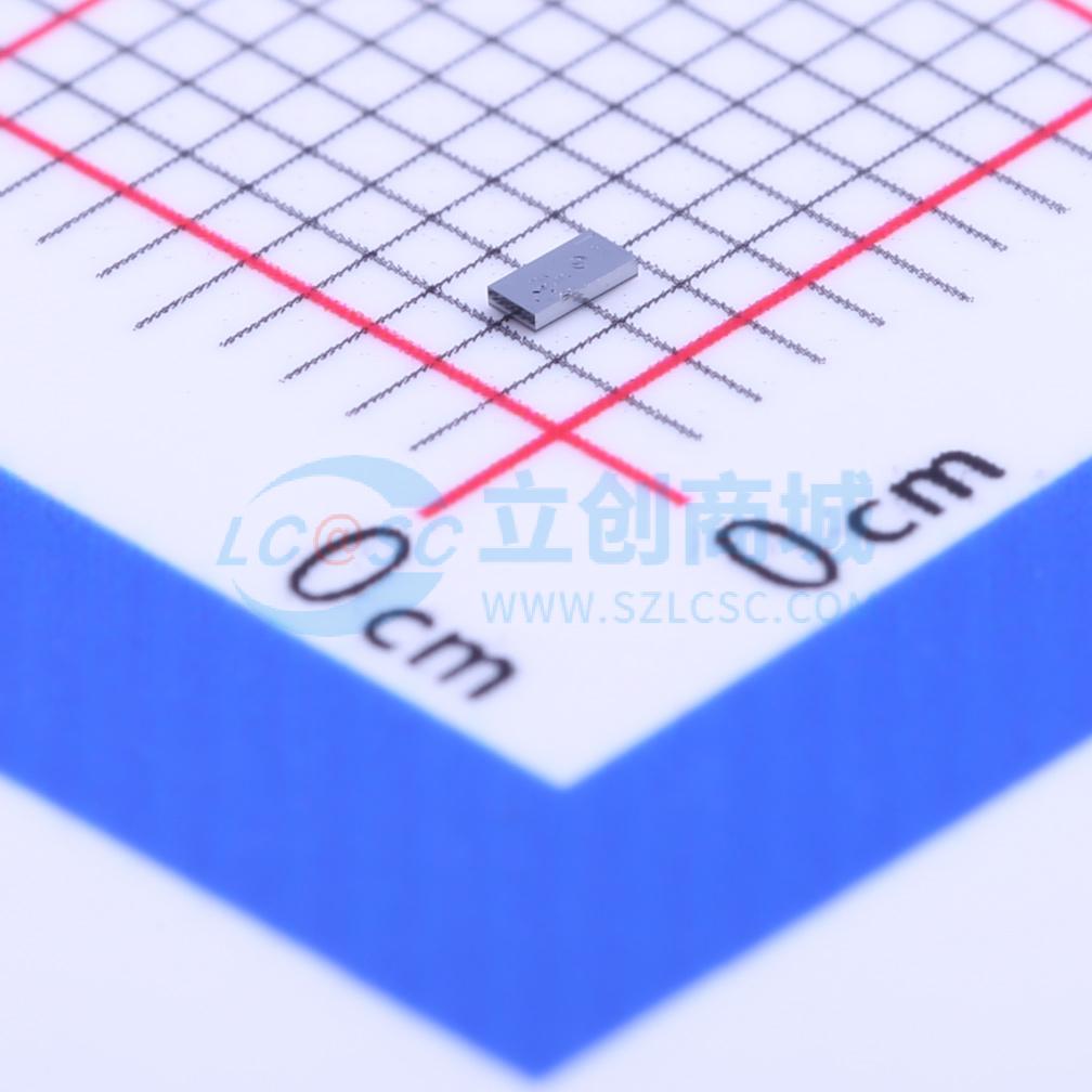 NSR20F30NXT5G实物图