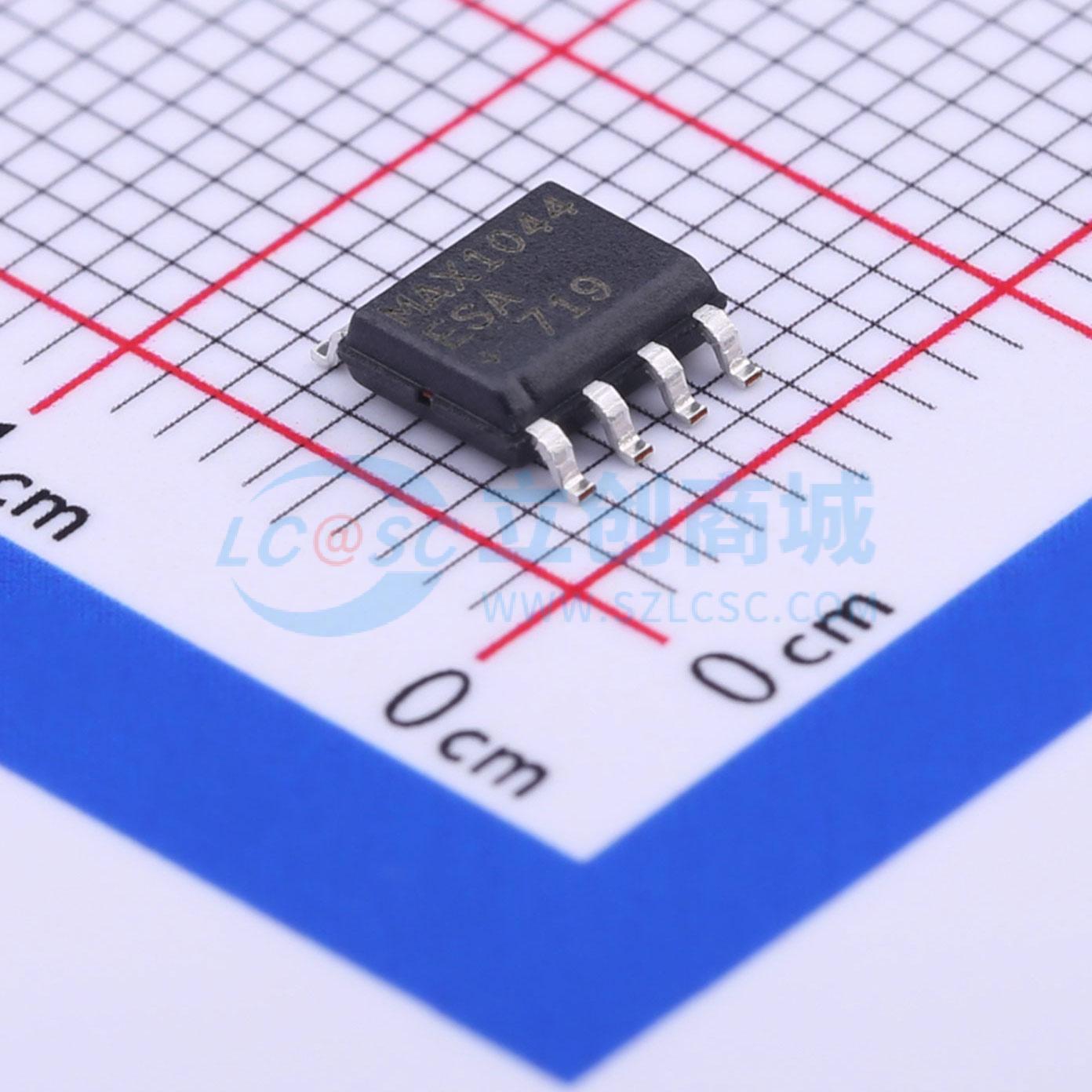 MAX1044ESA+T实物图