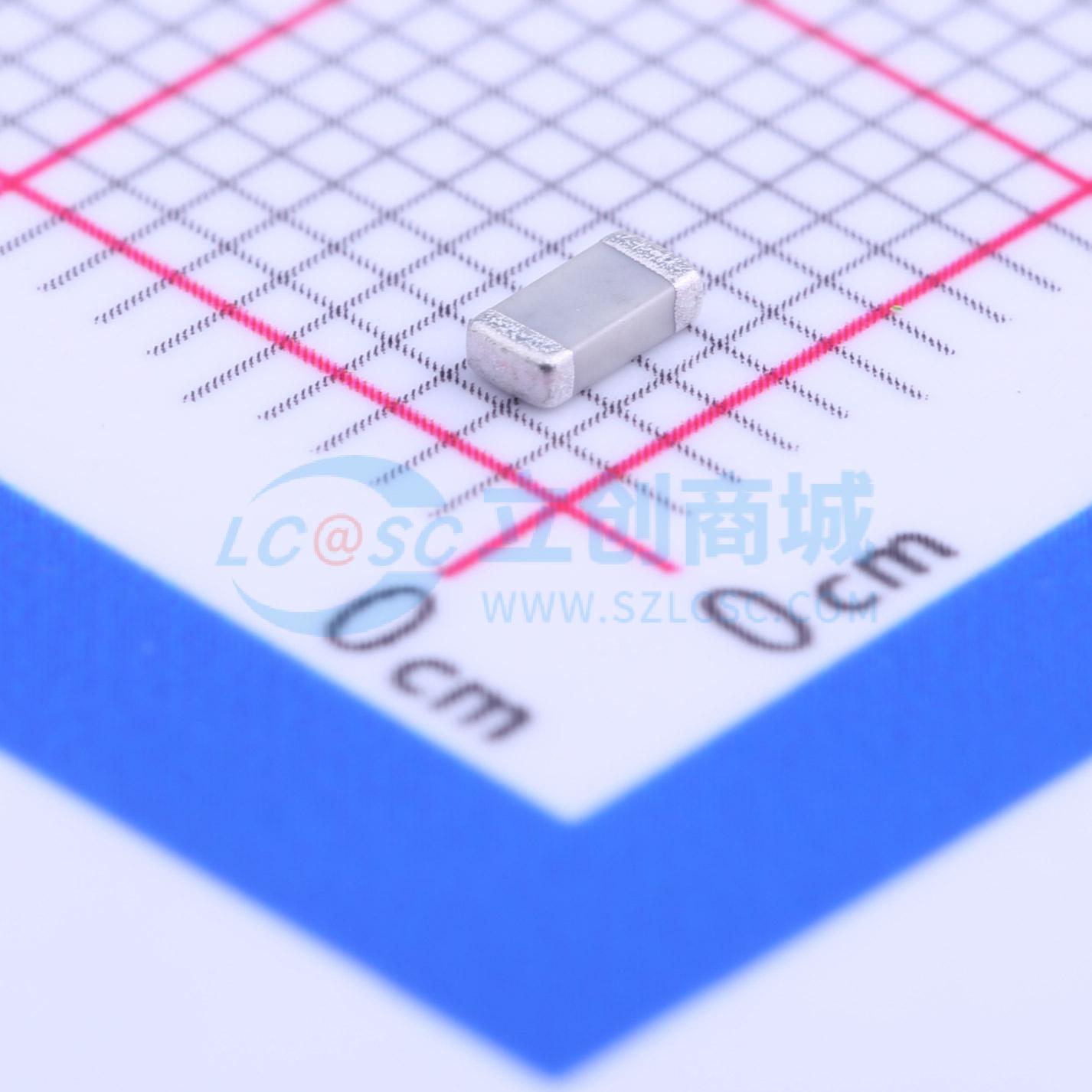 点击查看大图 1206N330J102CT实物图