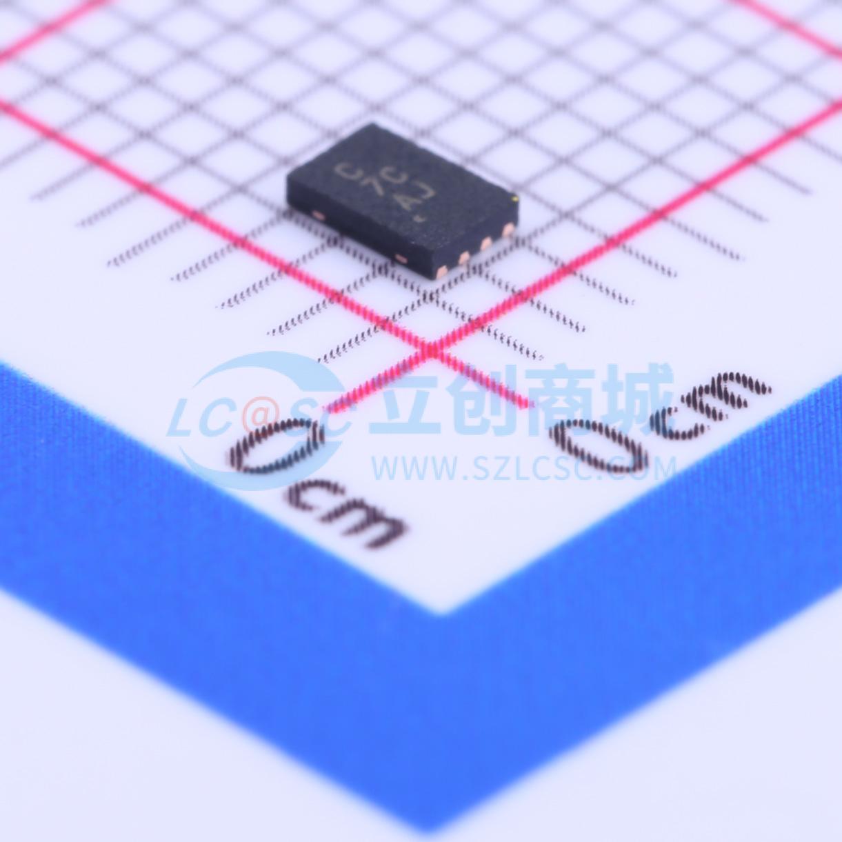 ATECC508A-MAHDA-T实物图