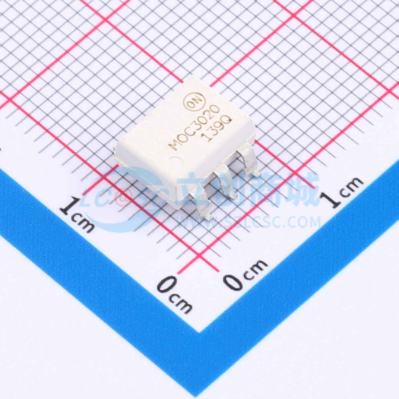 MOC3020SR2M实物图