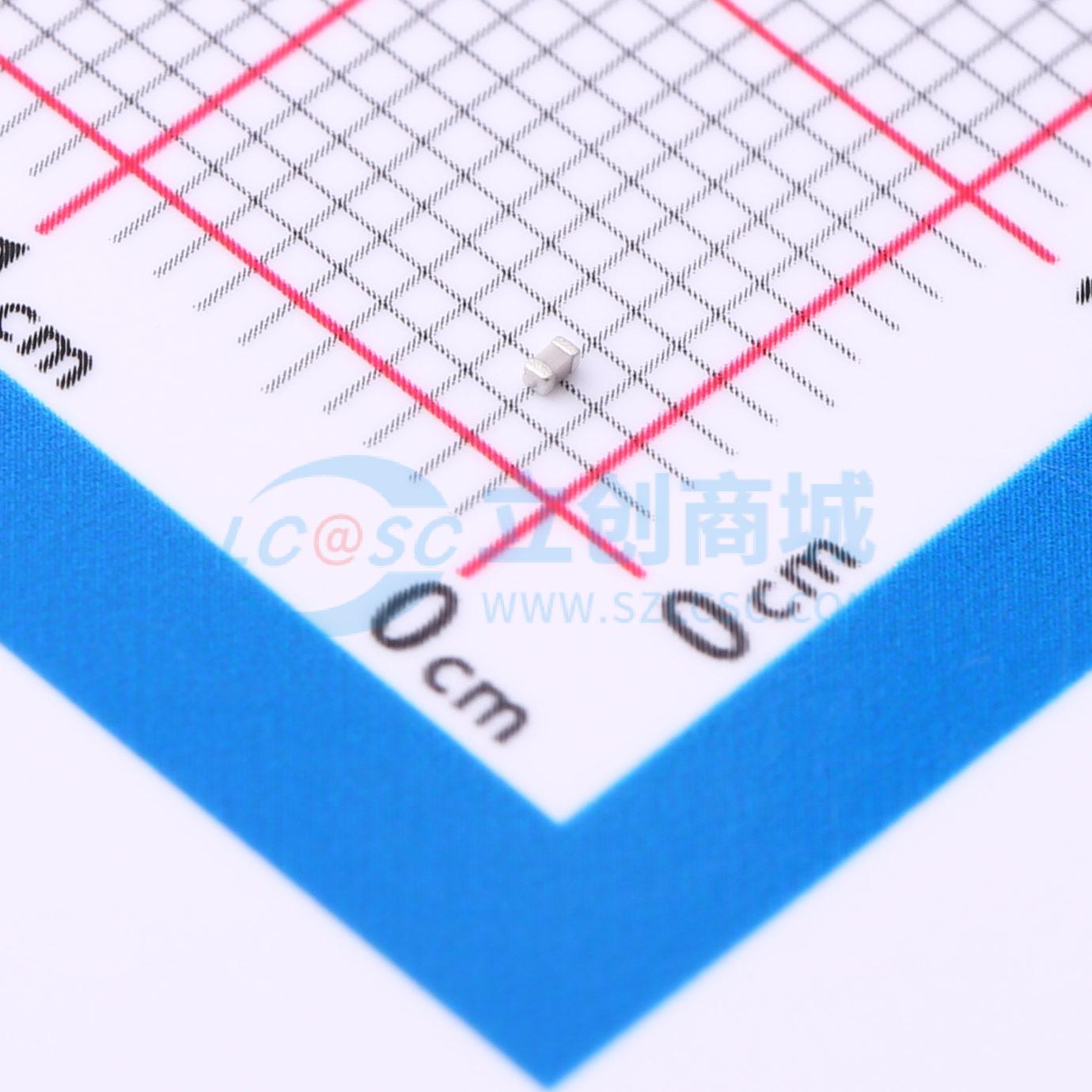 点击查看大图 VJ0402A120JXACW1BC实物图