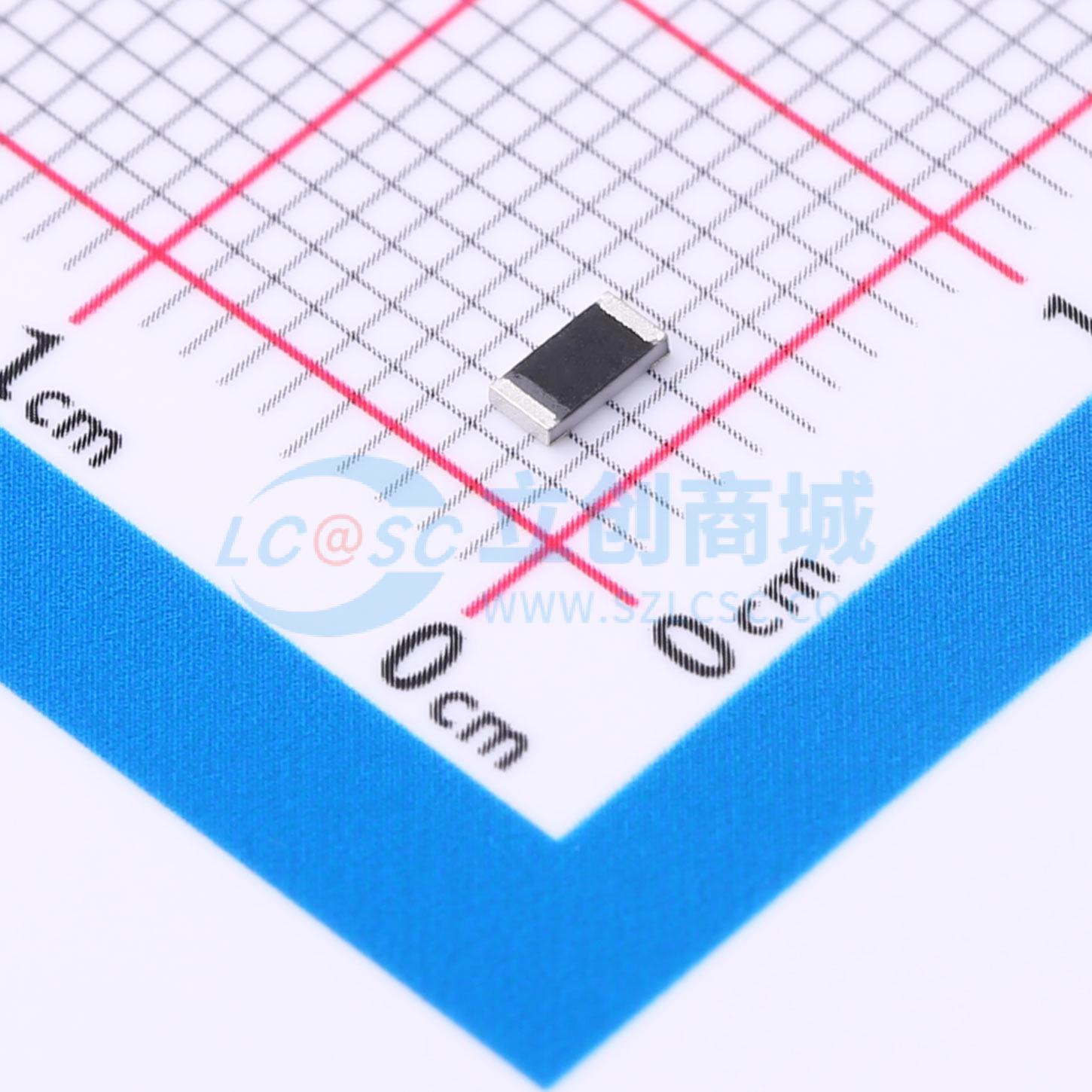 CRCW12064R70FNEA实物图