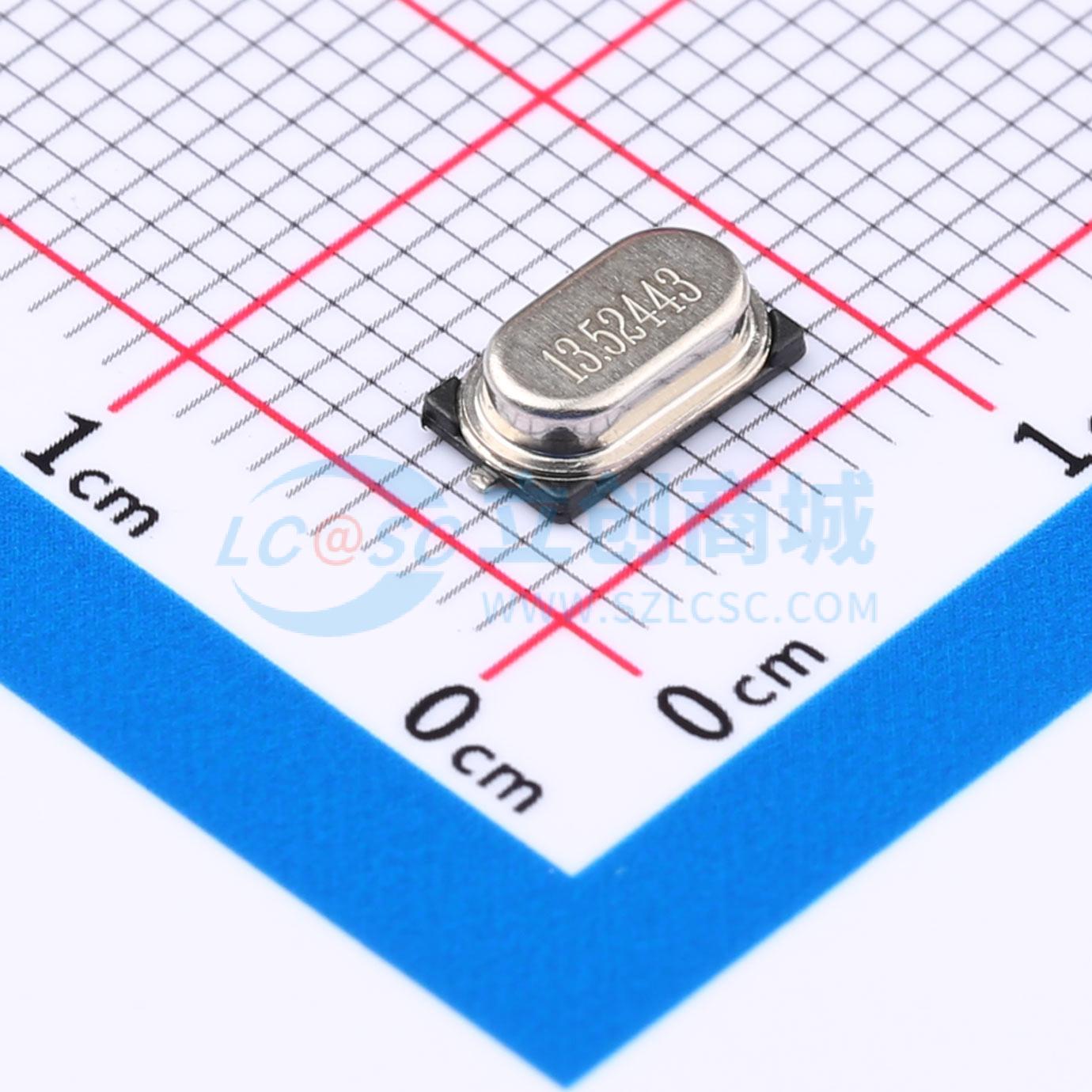 点击查看大图 S47SMD13.52443M18PF10R30B3实物图