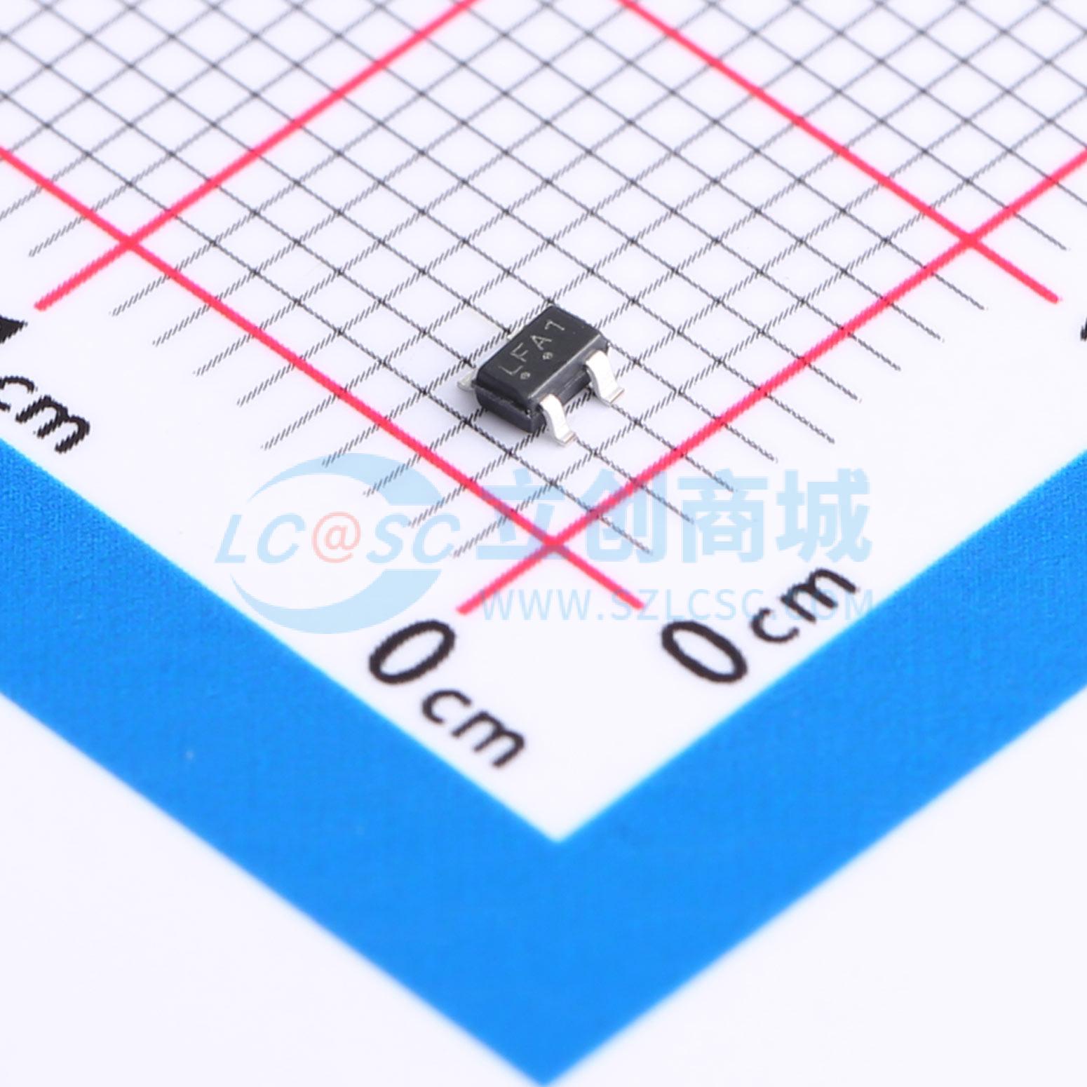 NCP563SQ18T1G实物图