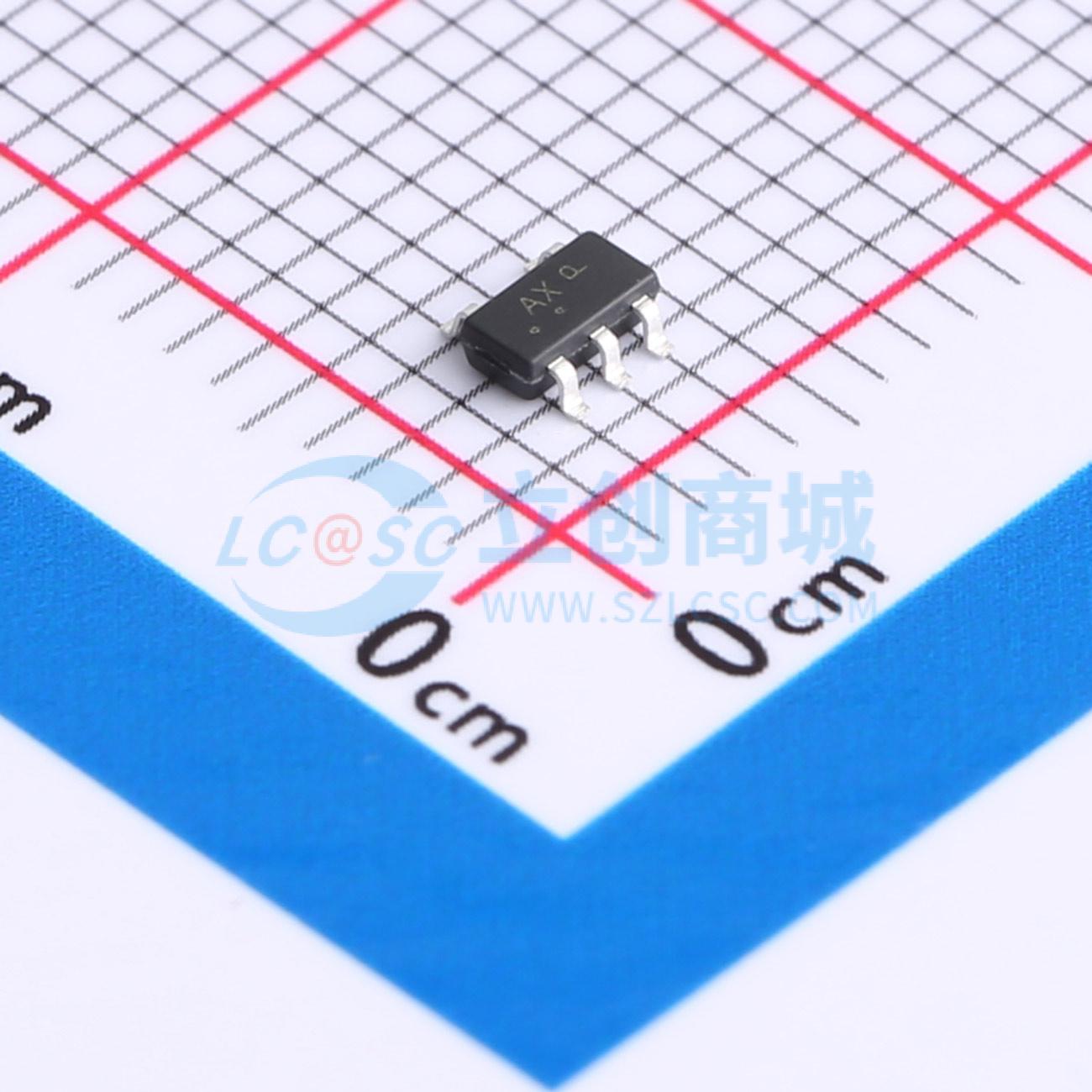 点击查看大图 NCS20166SN2T1G实物图