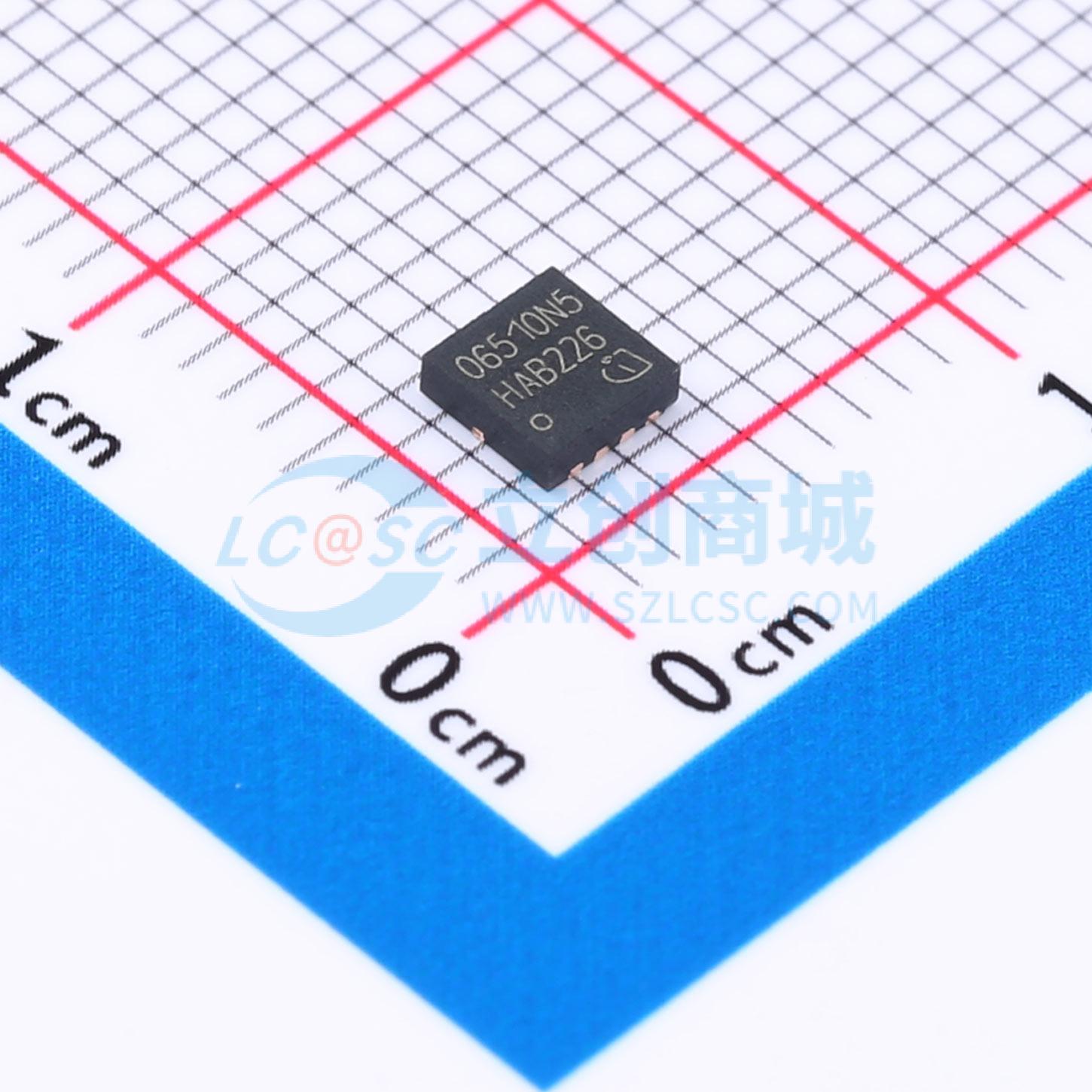 IQE065N10NM5ATMA1实物图