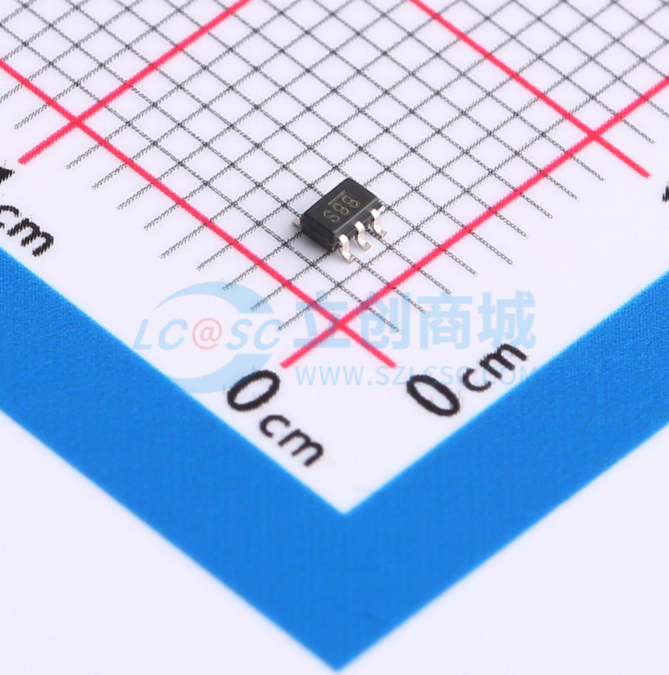 点击查看大图 MIC5366-3.3YC5-TR实物图