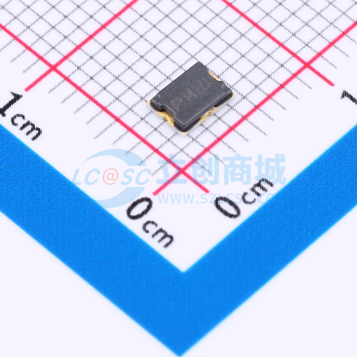 点击查看大图 CLM1612P1412实物图