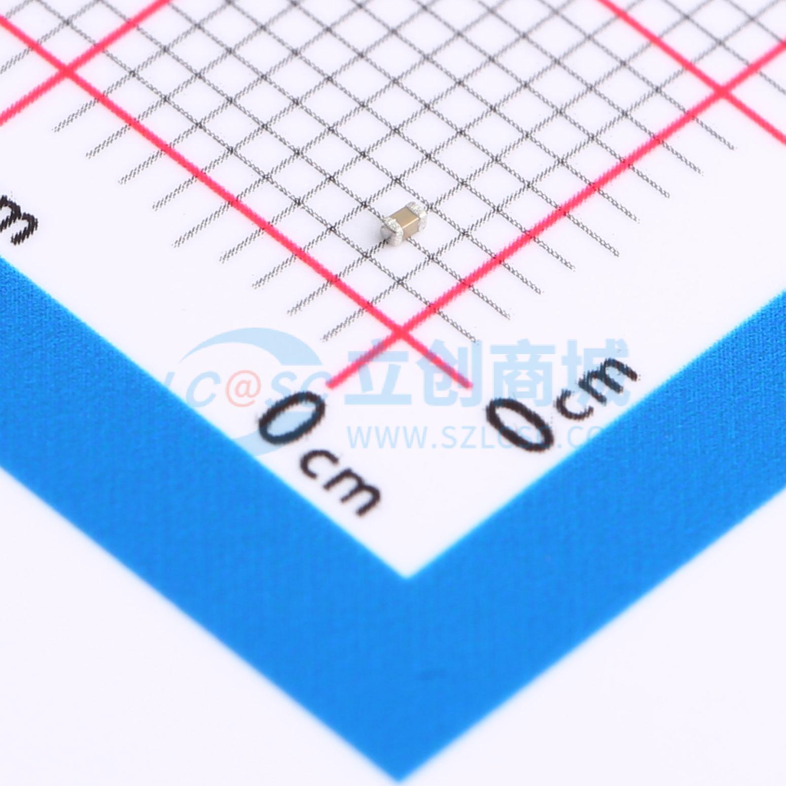 04023C222KAT2A实物图