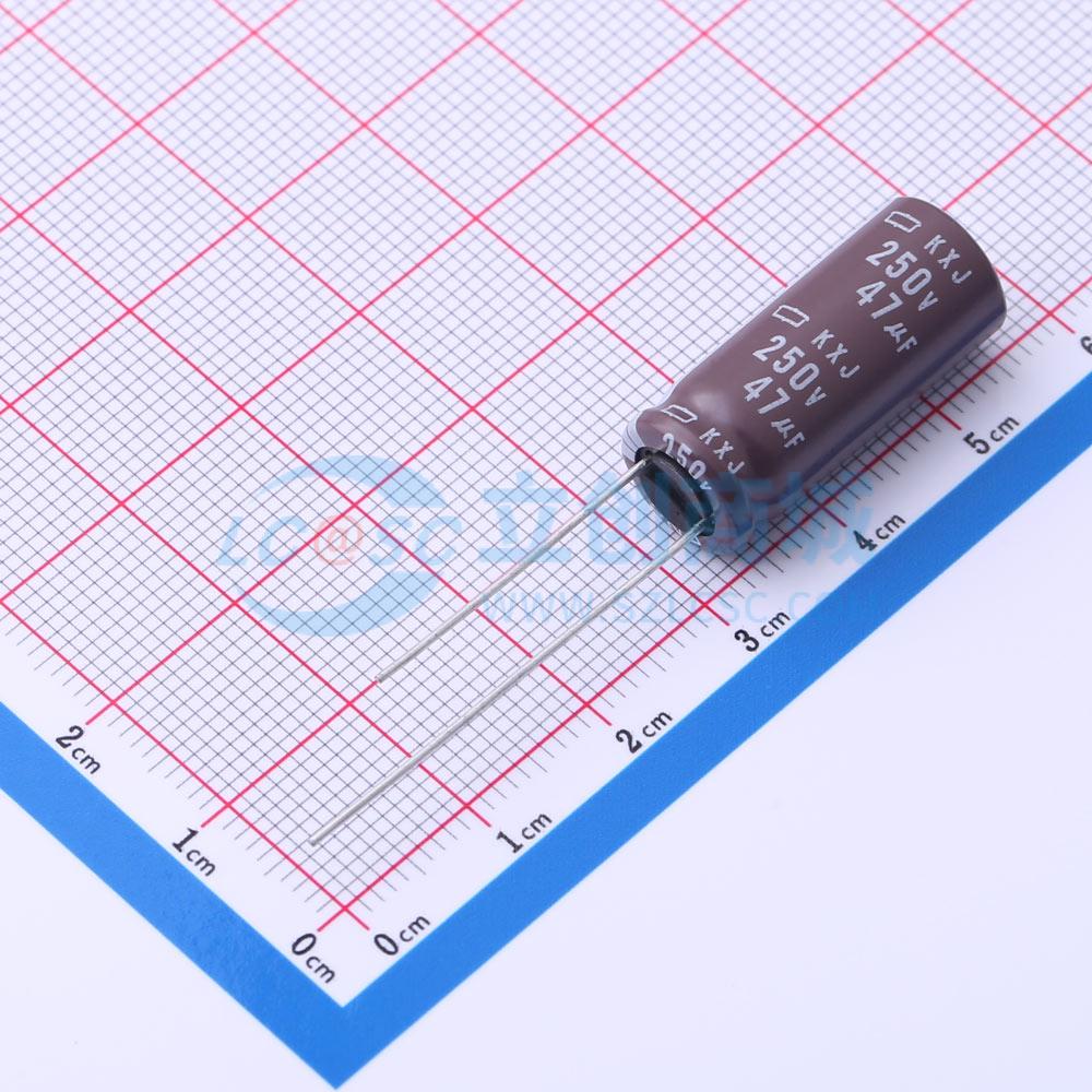 EKXJ251ELL470MJ25S实物图