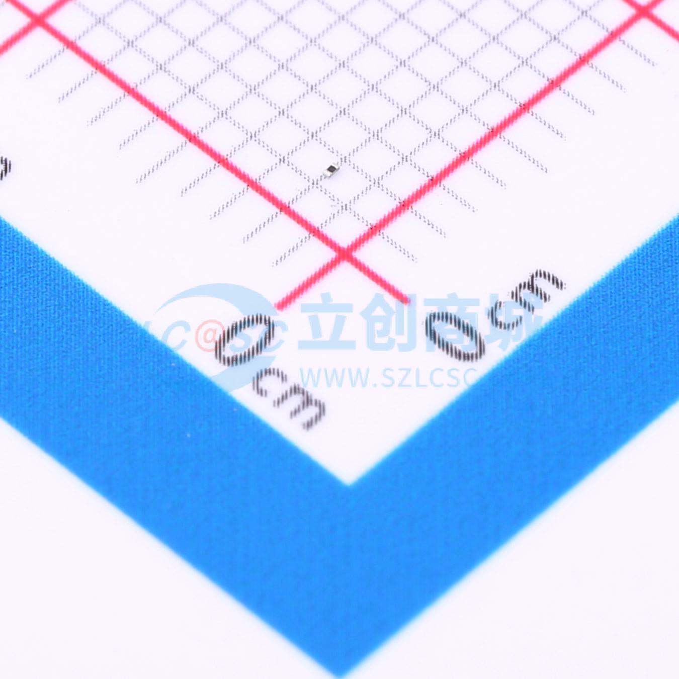 CRCW010033R0FREL实物图