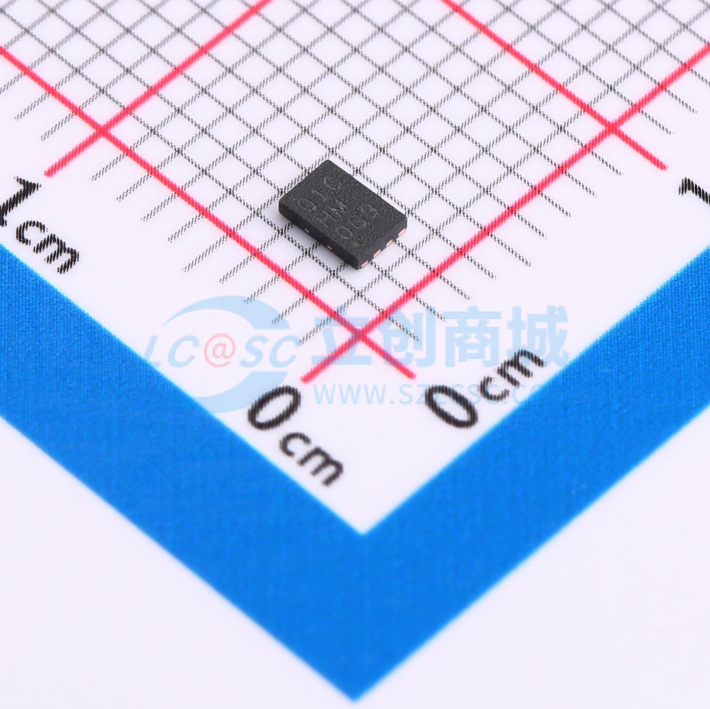 AT24C01C-MAHM-T实物图