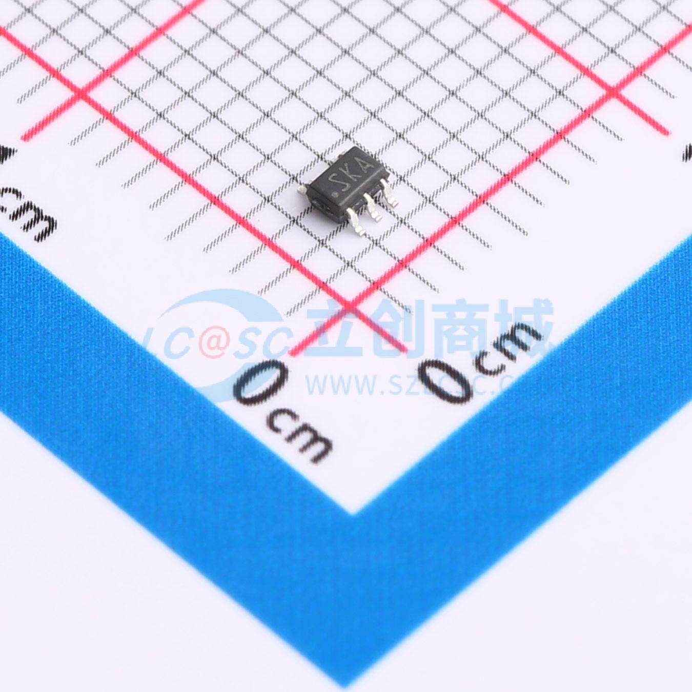 点击查看大图 LMV7275IDCKRQ1实物图