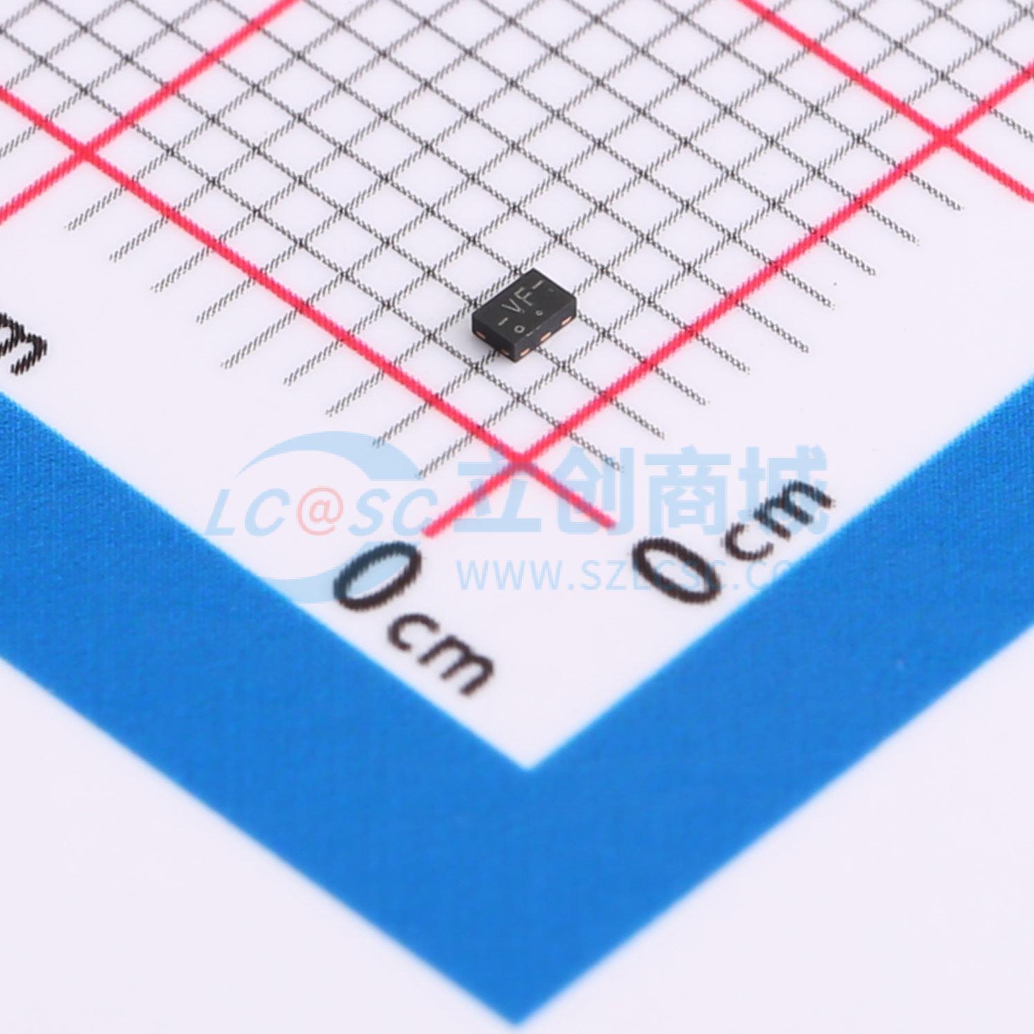 点击查看大图 74LVC1G14GM-Q100X实物图