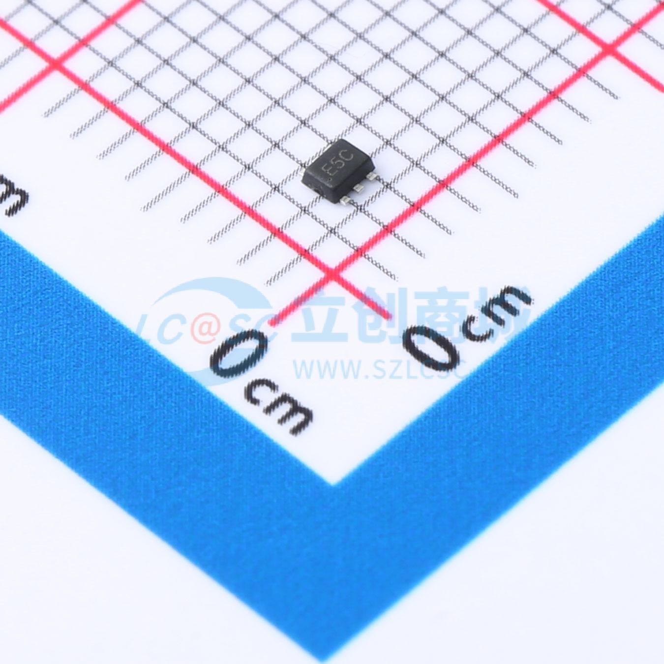 NUP4114UPXV6T1G-N实物图