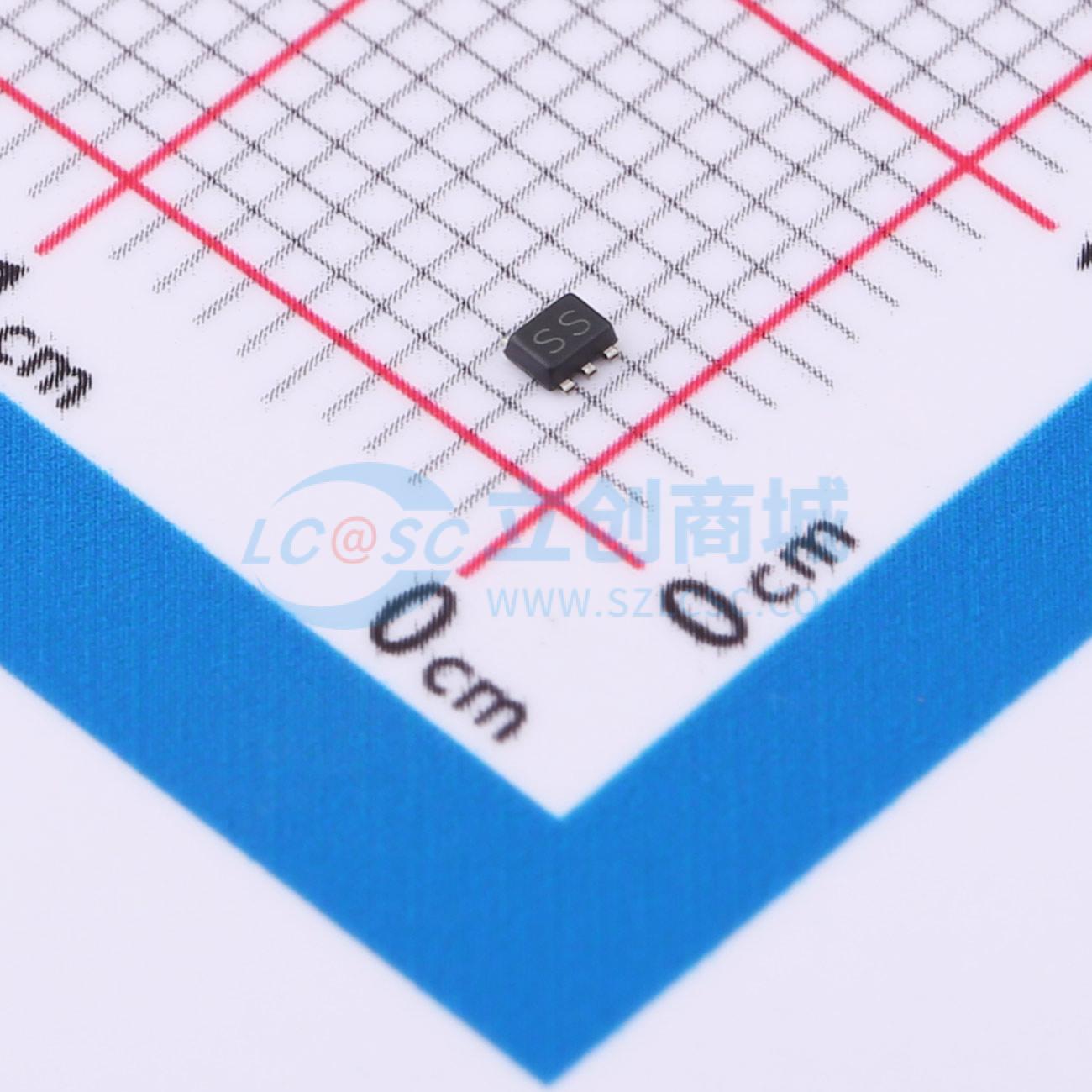 点击查看大图 UCLAMP3304A.TCT实物图