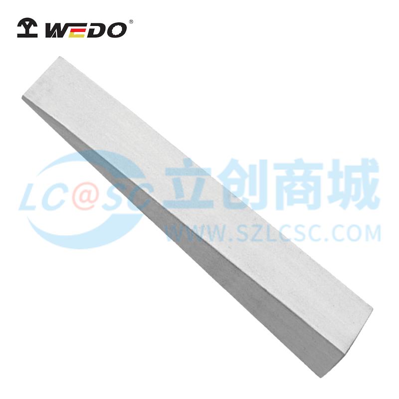 ST8605-1004实物图