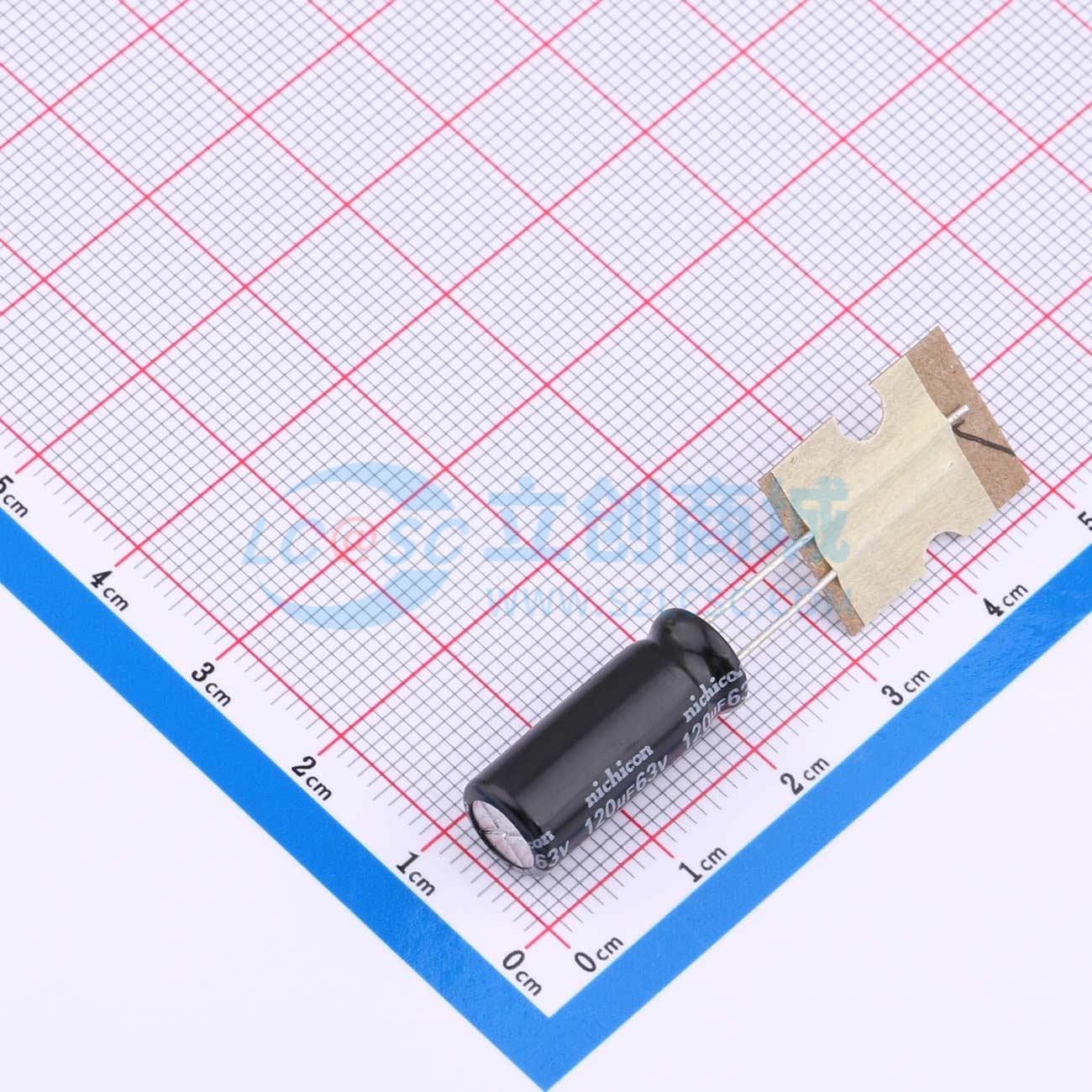 点击查看大图 UHE1J121MPD1TD实物图