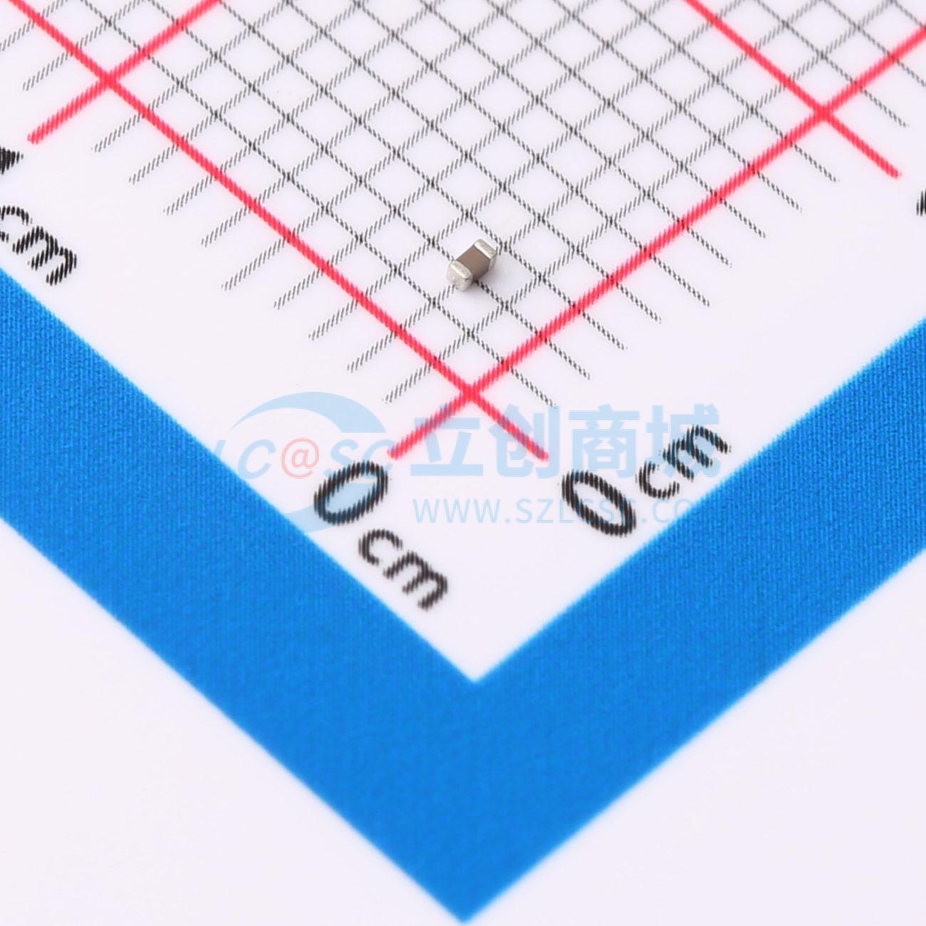 CGA0402X7R471K500GT实物图