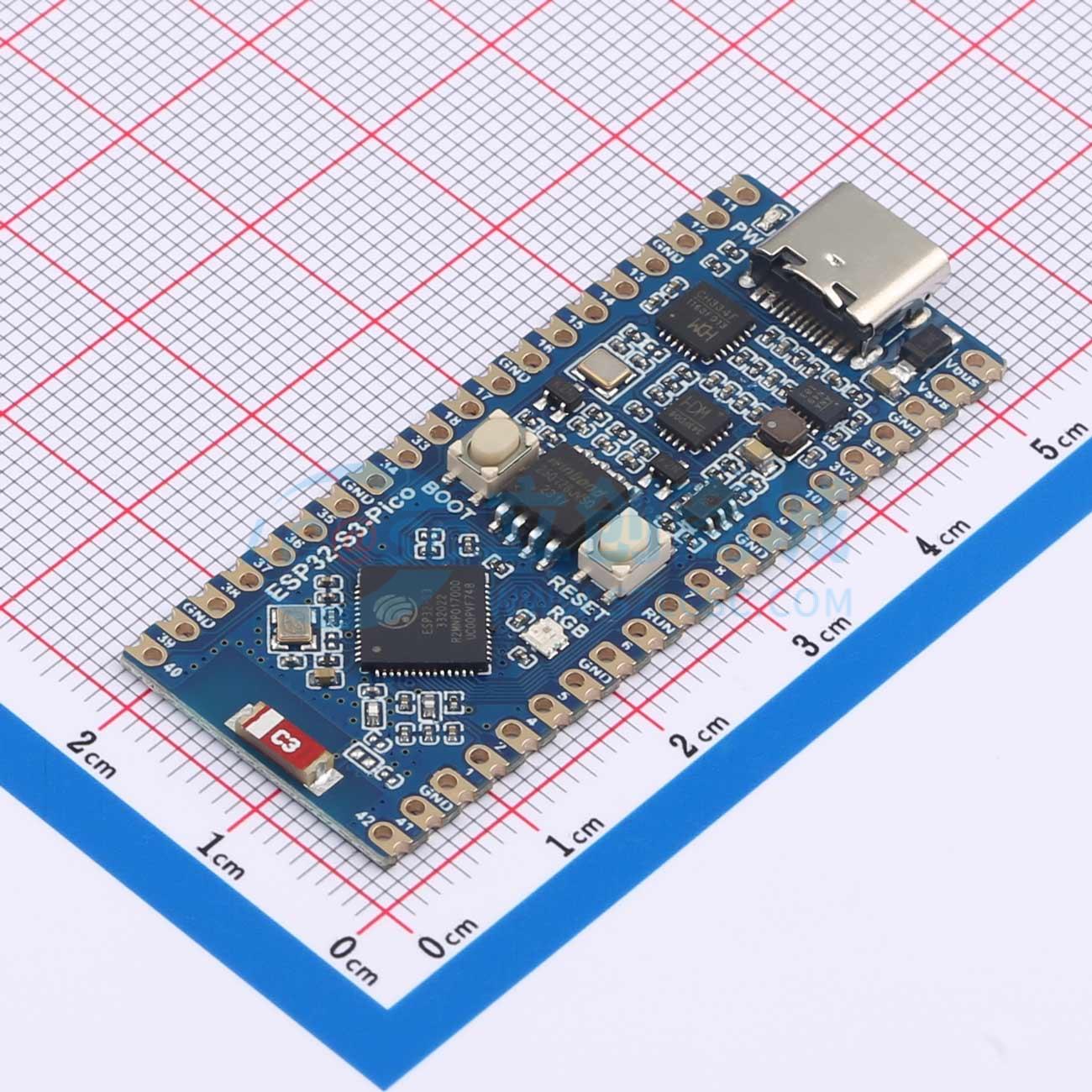 ESP32-S3-Pico实物图