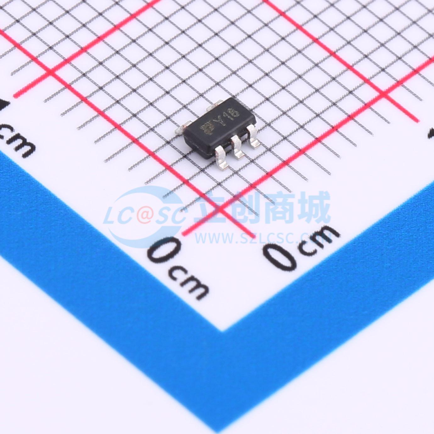 XC6204B182MR实物图