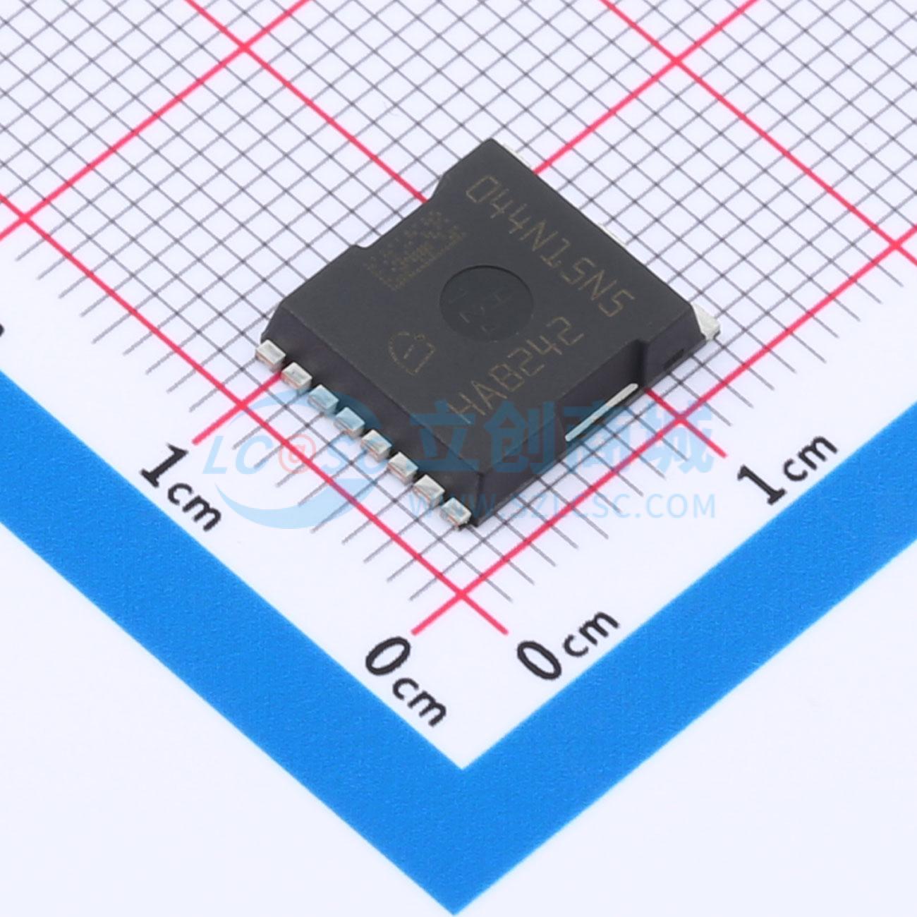 IPT044N15N5ATMA1实物图