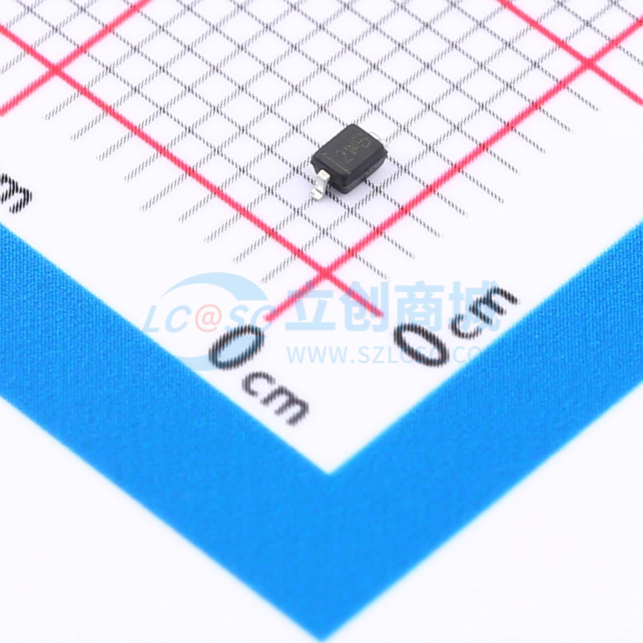 点击查看大图 BZT52B6V8S实物图