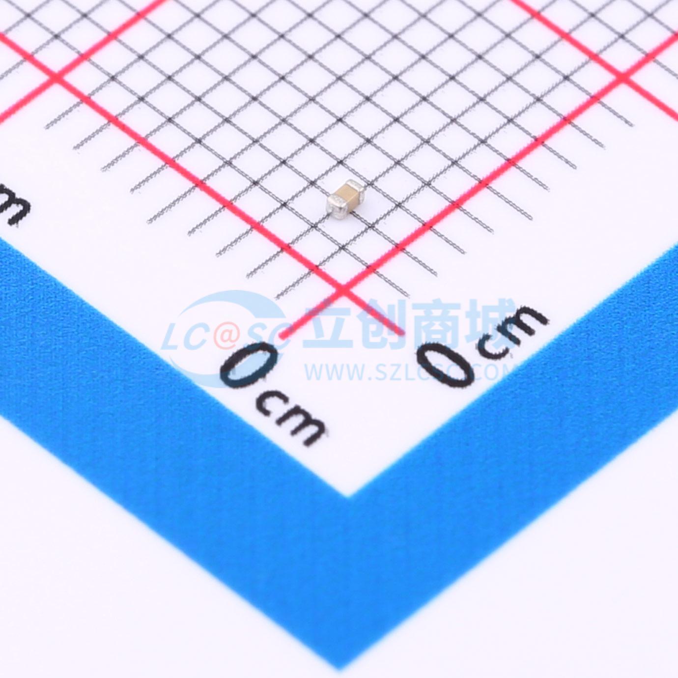 CC0402KRX7R0BB221实物图