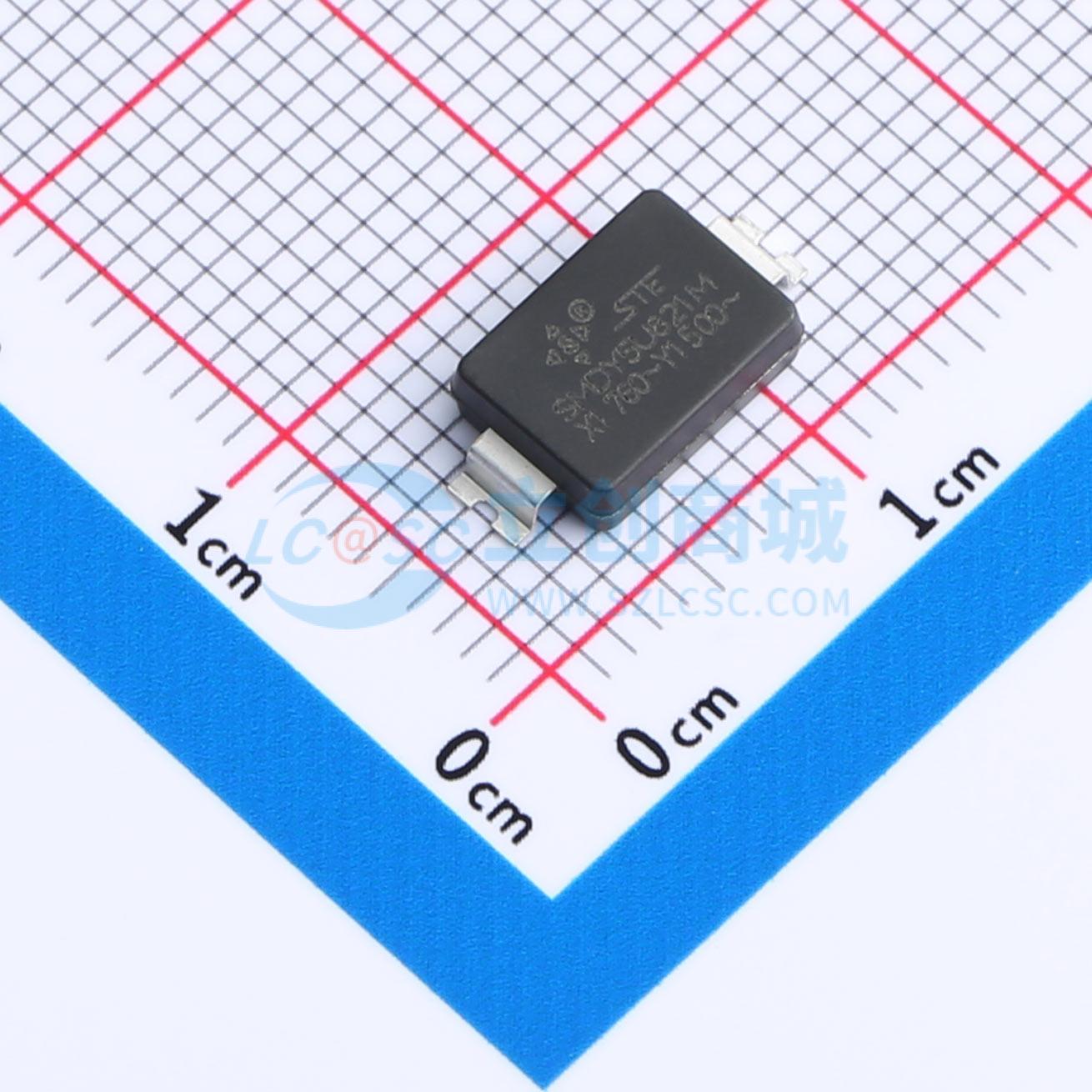 SMDY13225Y5U821M0实物图