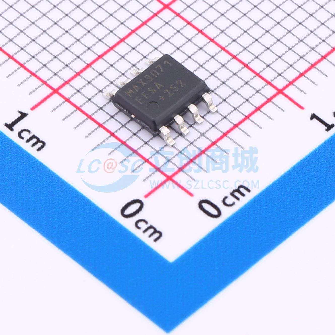 MAX3071EESA+T实物图